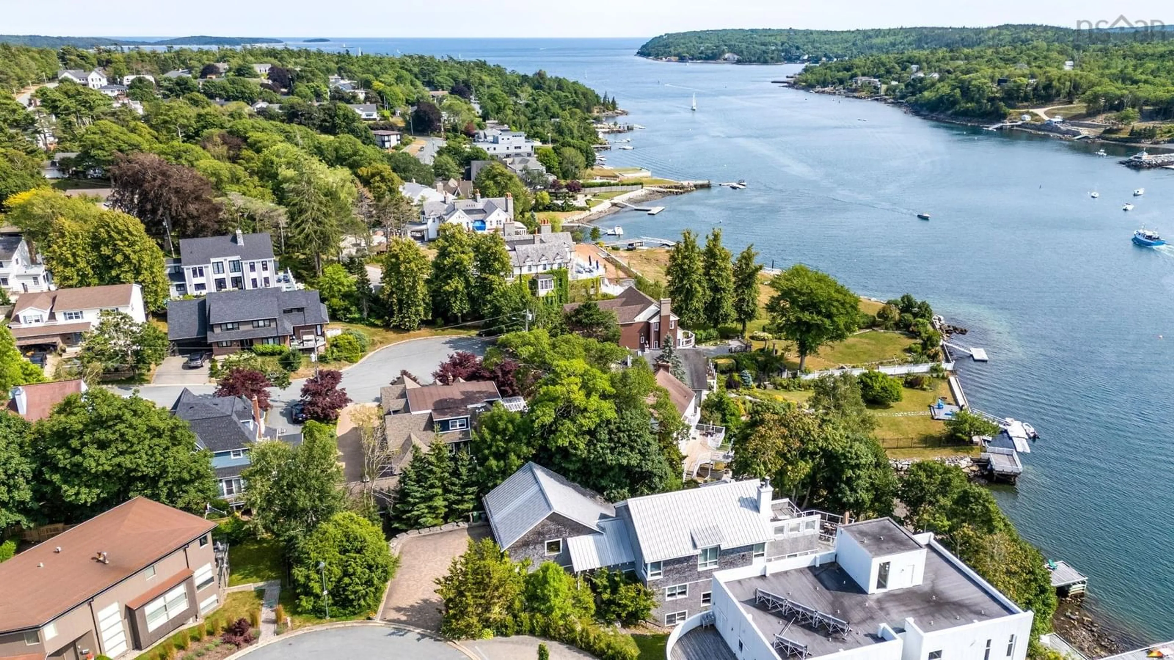 A pic from outside/outdoor area/front of a property/back of a property/a pic from drone, water/lake/river/ocean view for 5954 Mcculloch Crt, Halifax Nova Scotia B3H 4S9