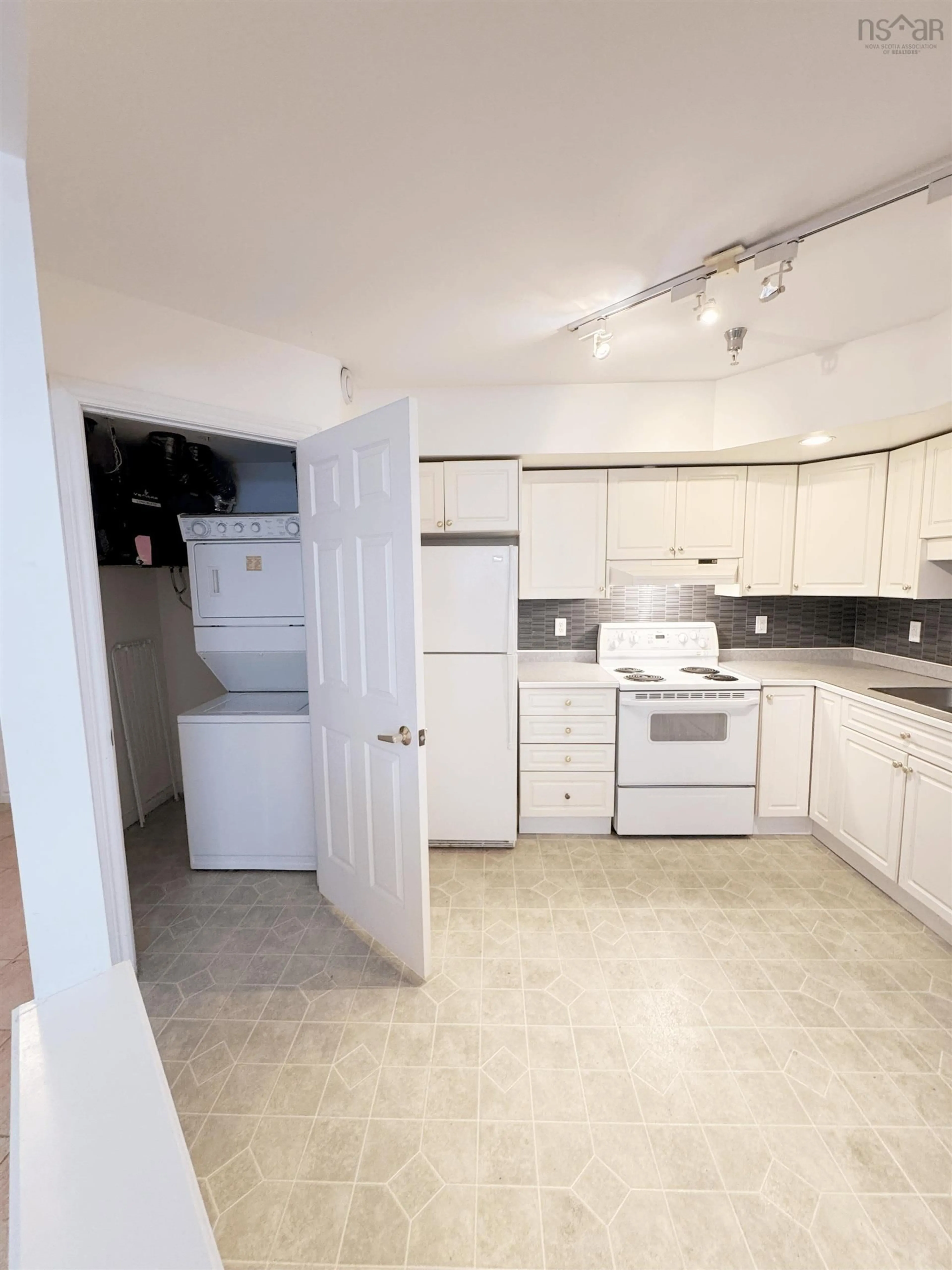 Unknown for 1041 Wellington St #507, Halifax Nova Scotia B3H 4P5
