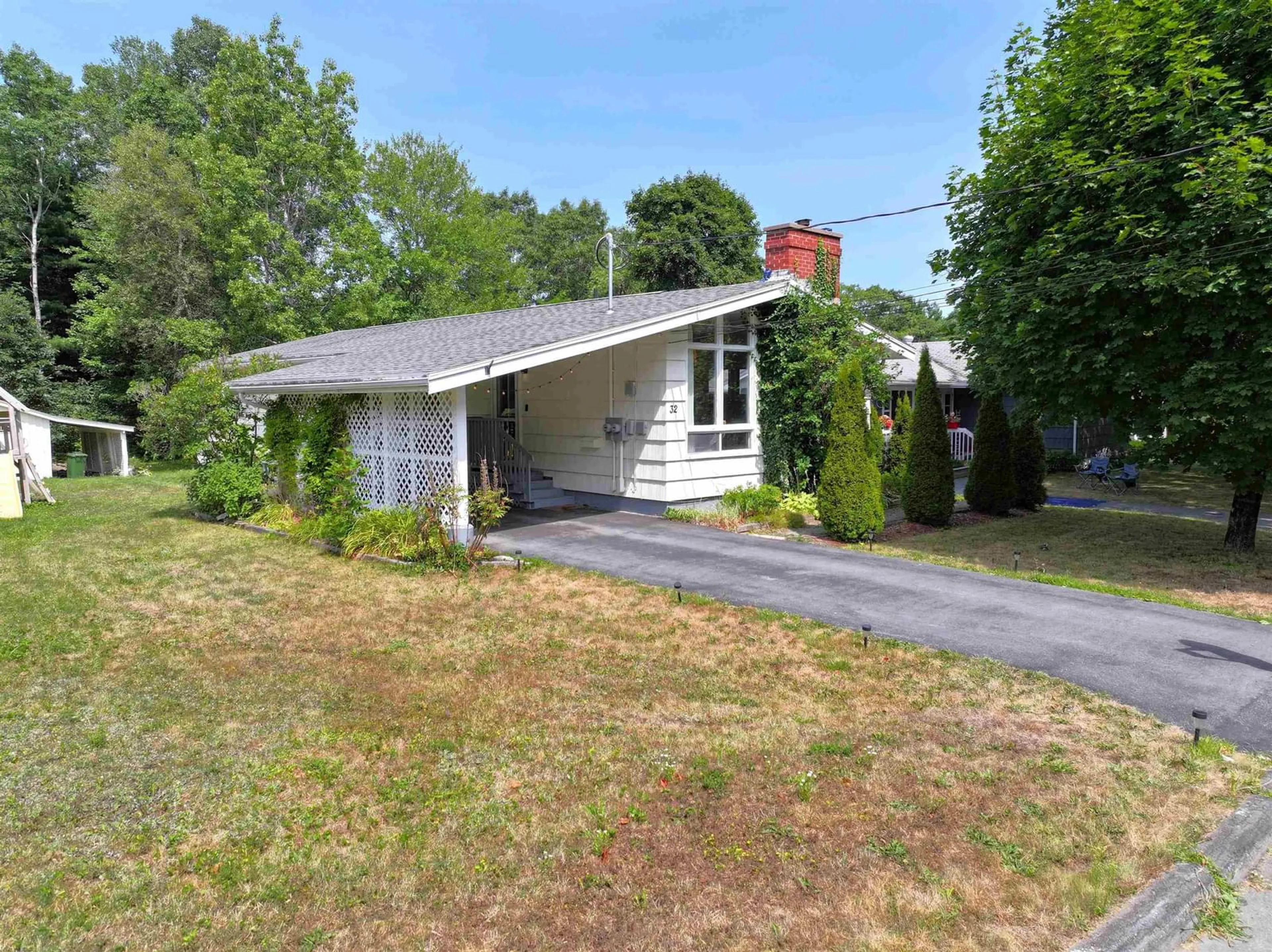 A pic from outside/outdoor area/front of a property/back of a property/a pic from drone, street for 32 Murray Dr, Bridgewater Nova Scotia B4V 2M7