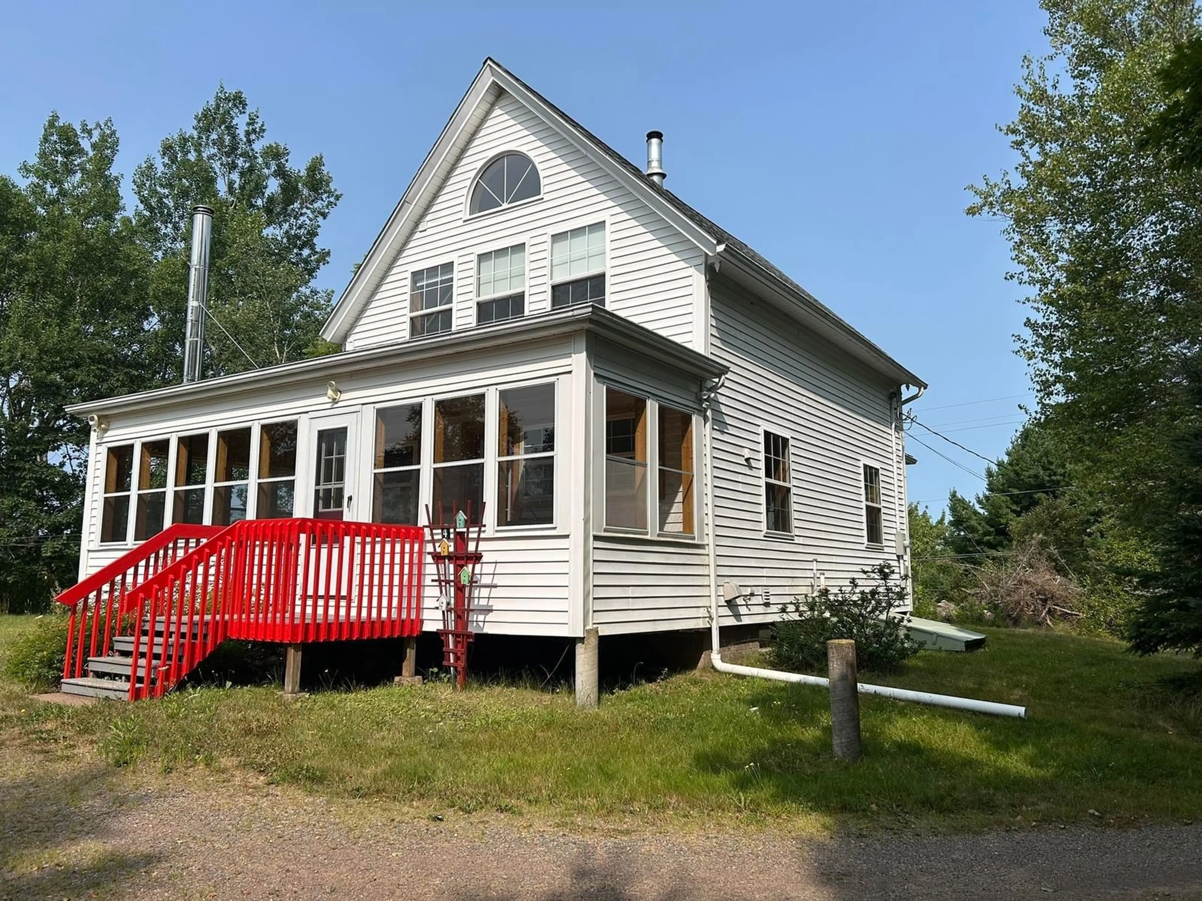 Home with vinyl exterior material, building for 4 Minas King Dr, Little Bass River Nova Scotia B0M 1B0