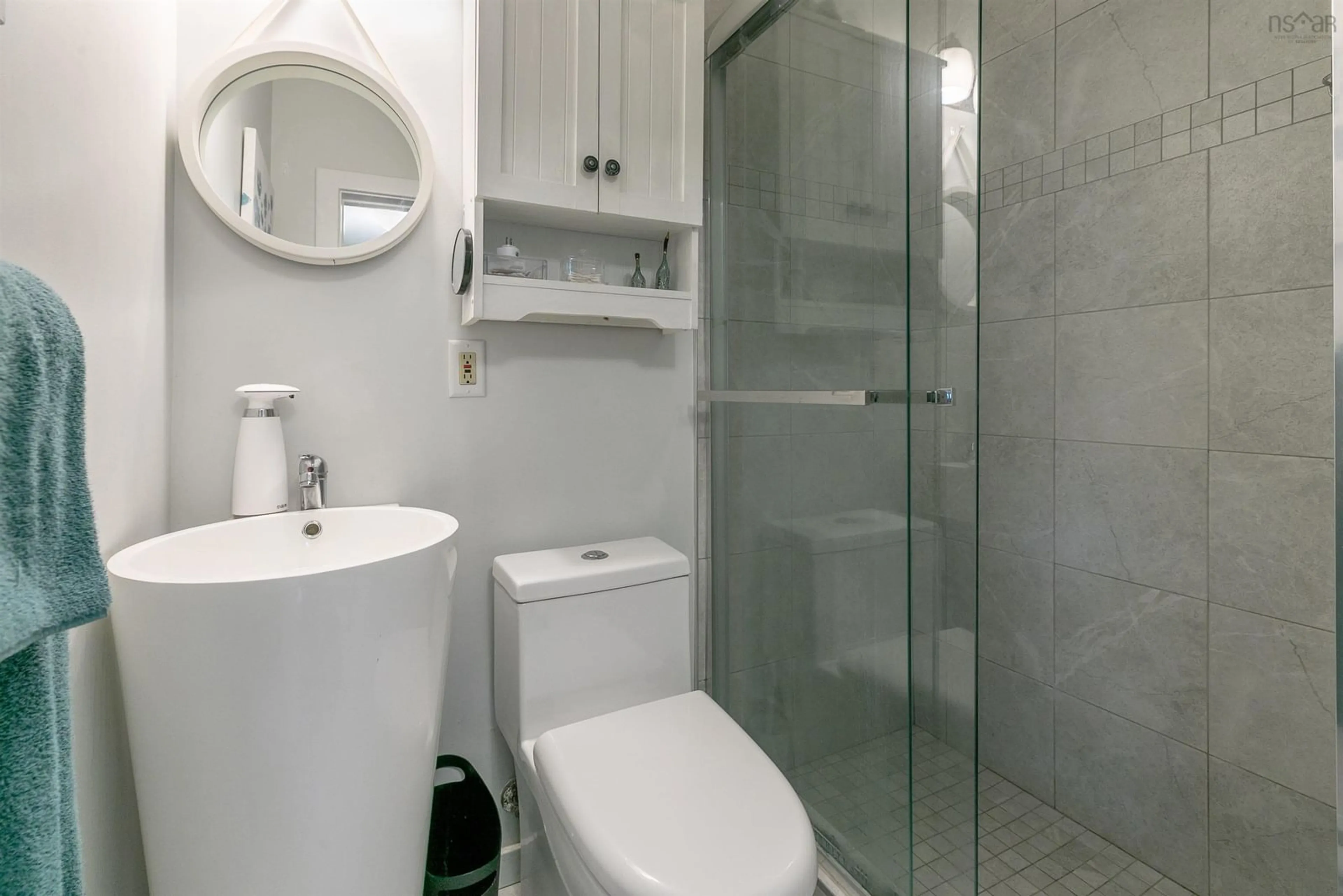 Standard bathroom, unknown for 54 Bayview Dr, Hackett's Cove Nova Scotia B3Z 3J9