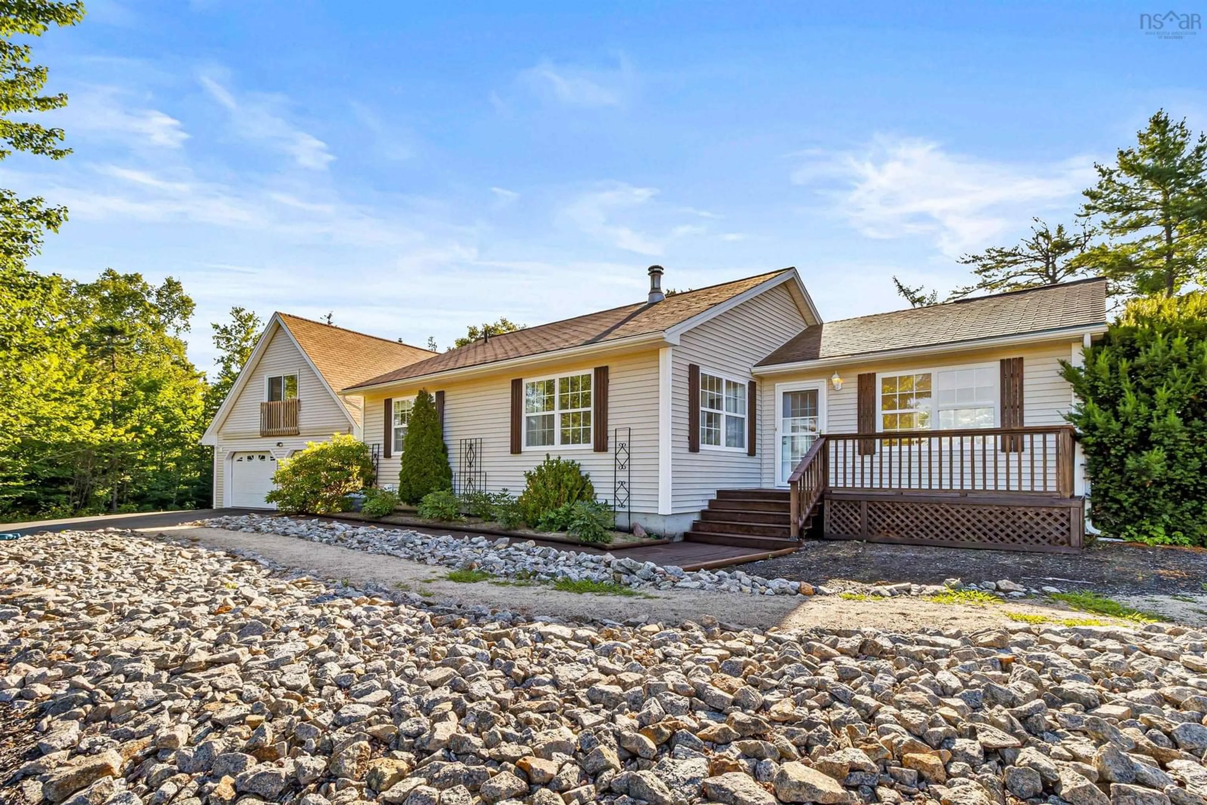Home with vinyl exterior material, water/lake/river/ocean view for 100 Elva Crt, Tantallon Nova Scotia B3Z 4M4