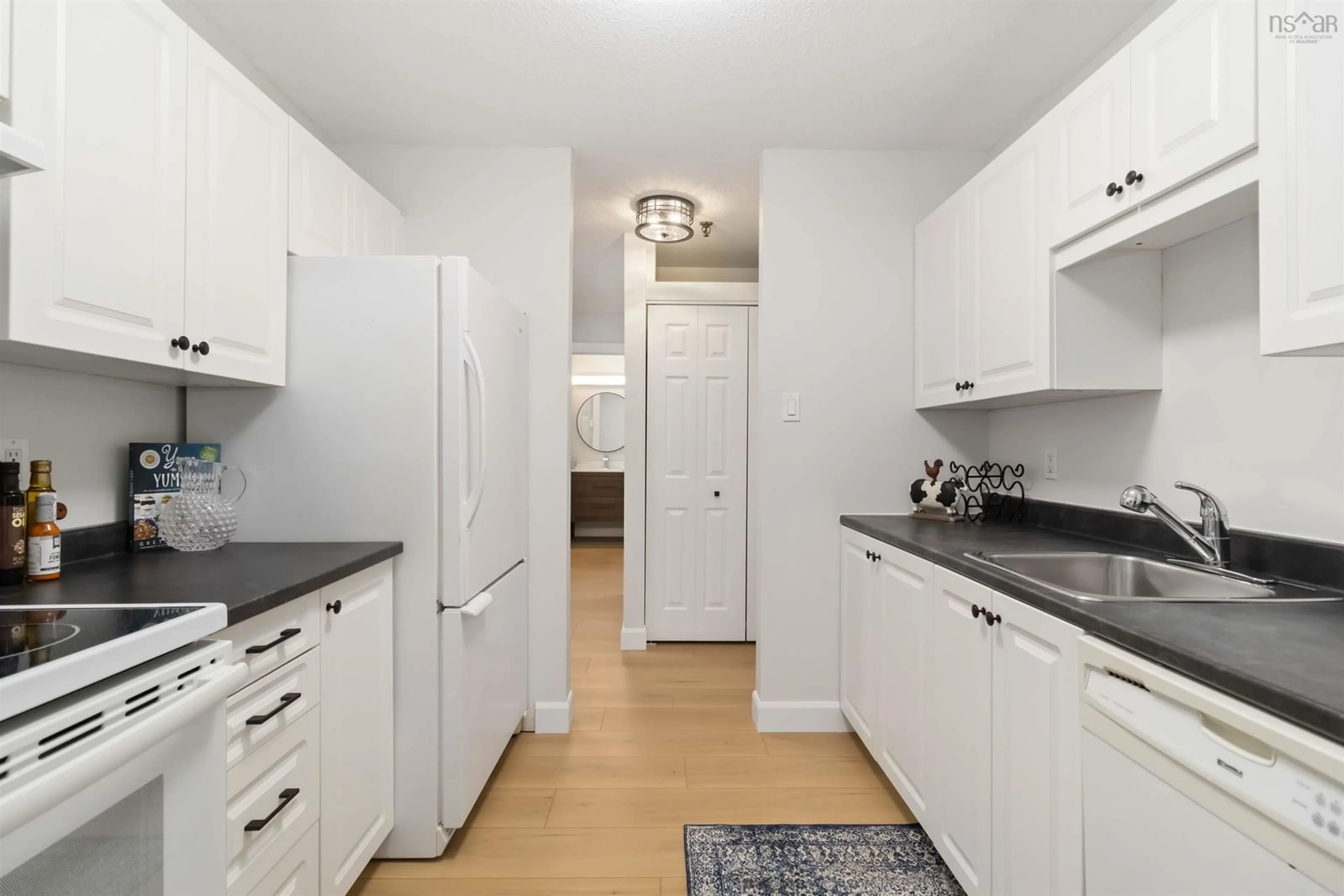 Standard kitchen, unknown for 9 Forest Hills Parkway #460, Cole Harbour Nova Scotia B2W 0M5