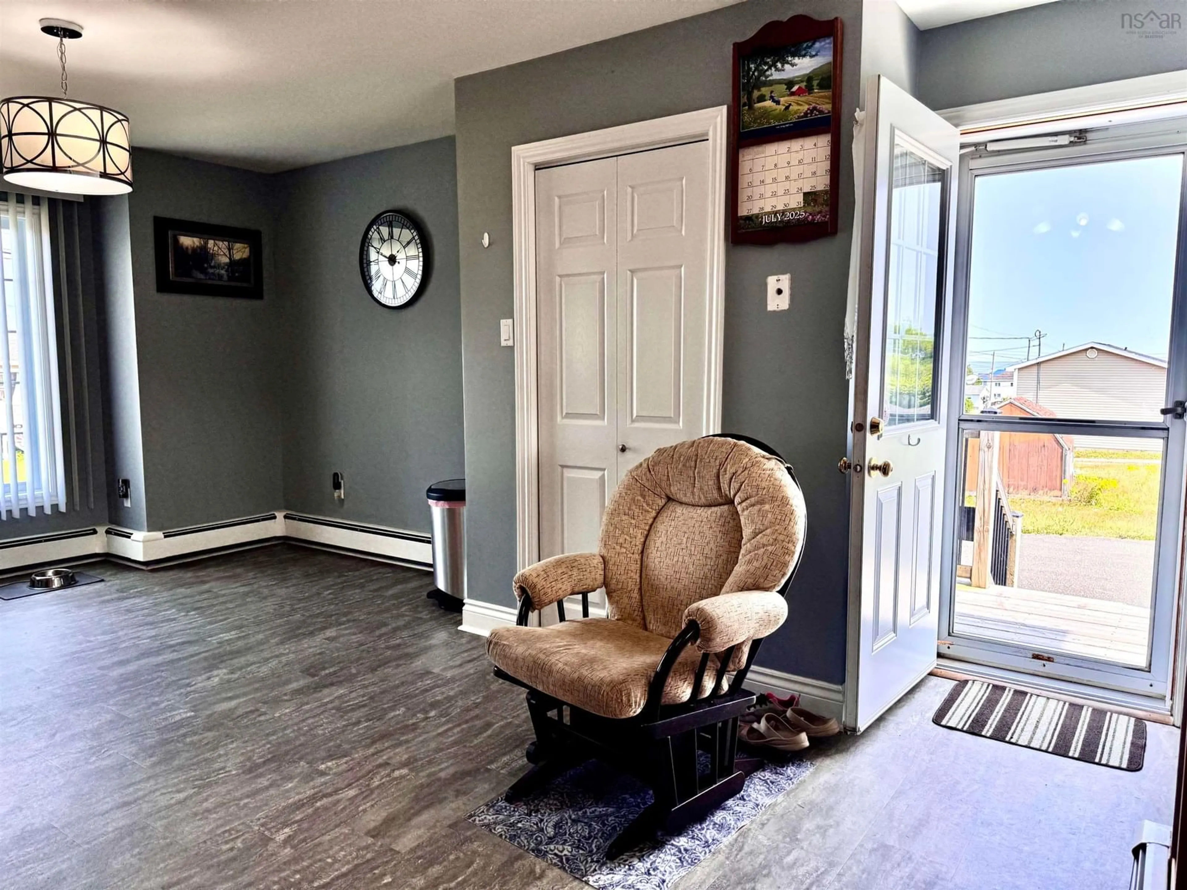 Indoor entryway for 25 Roost Street, Glace Bay Nova Scotia B1A 5K1