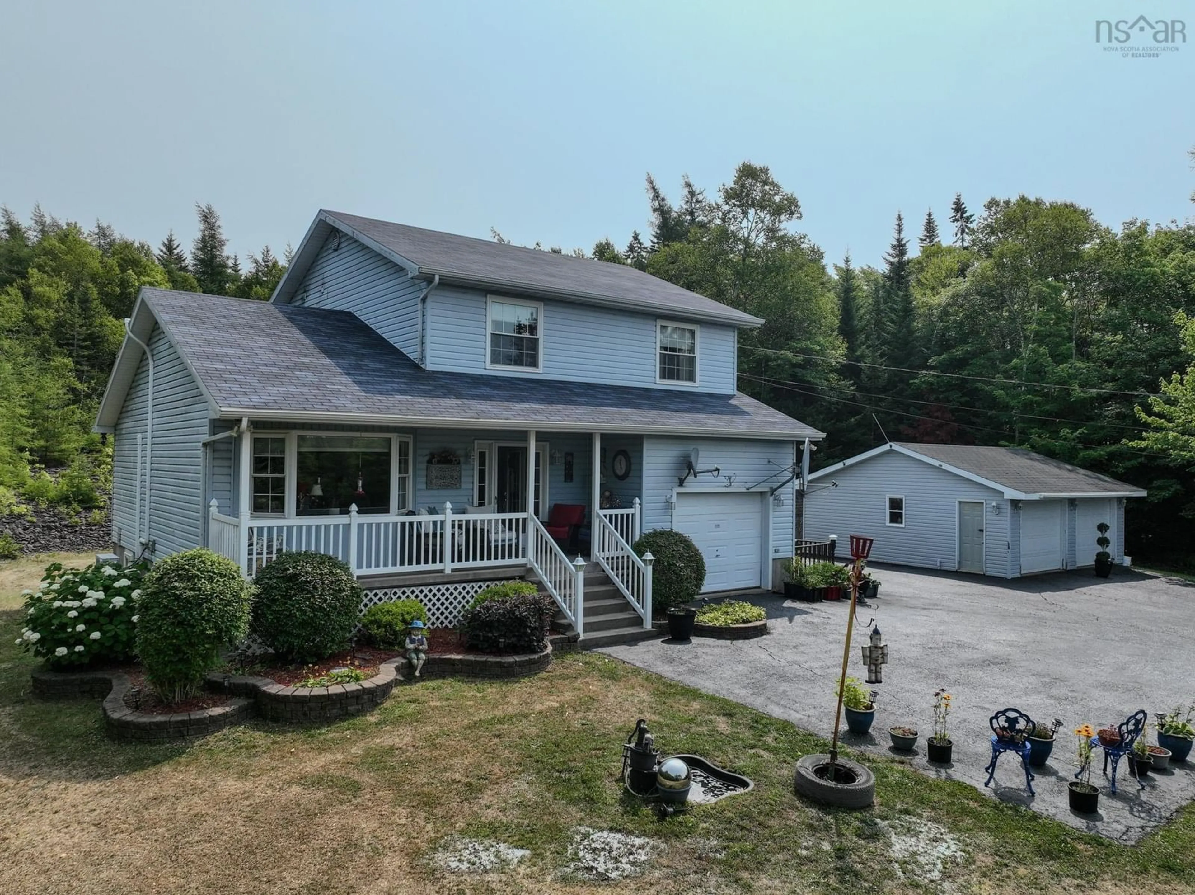 Home with vinyl exterior material, unknown for 2799 Gabarus Hwy, Caribou Marsh Nova Scotia B1L 1G1