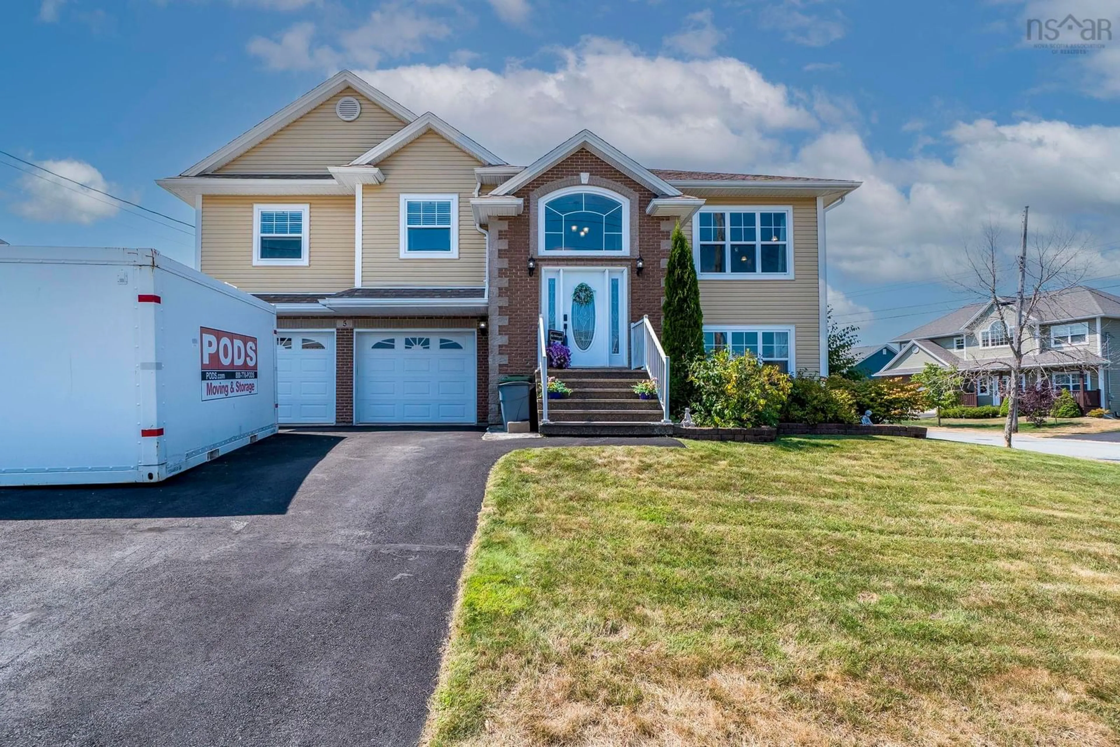 Home with vinyl exterior material, street for 5 Lucy Crt, Middle Sackville Nova Scotia B4E 0C8