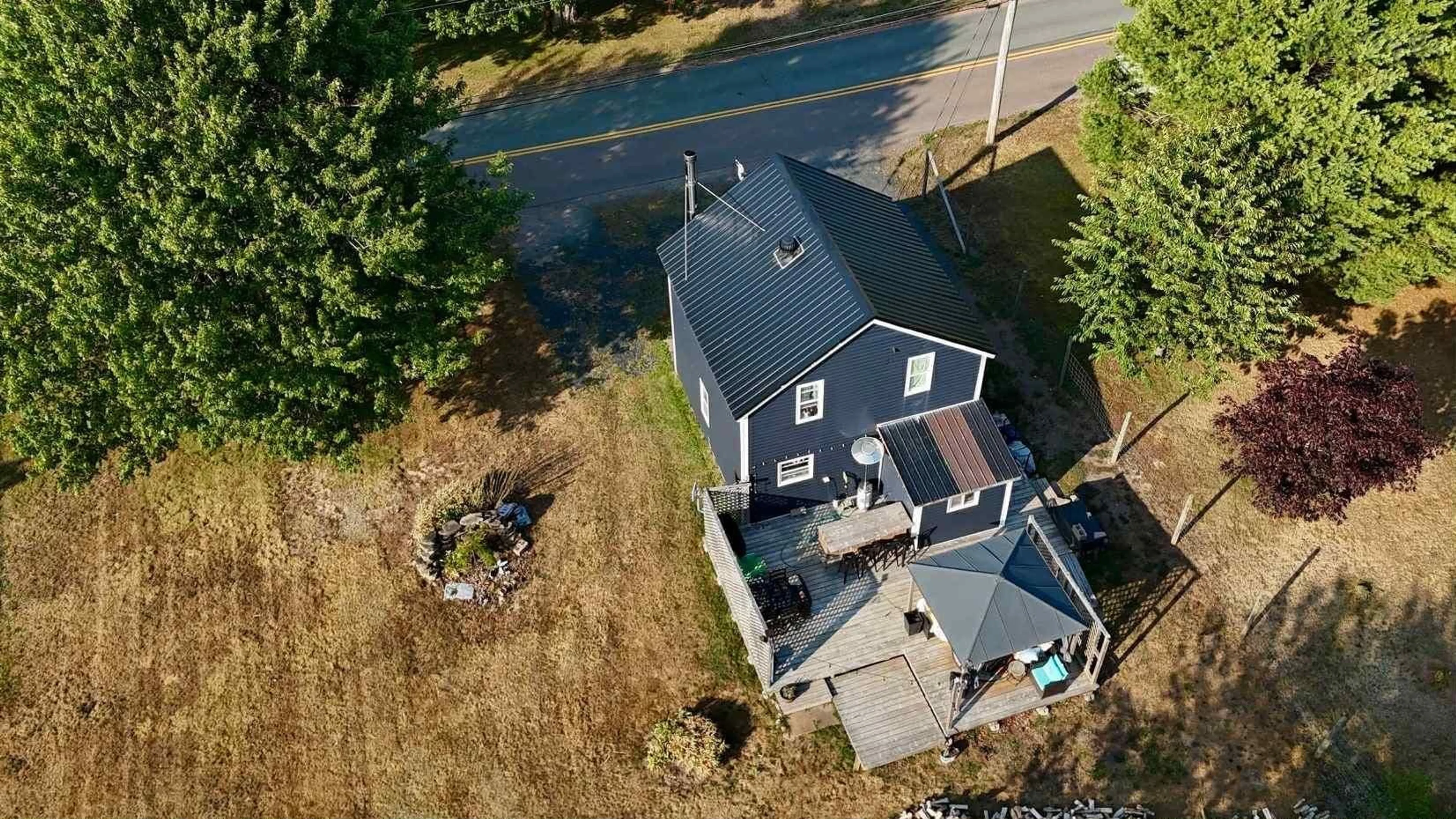 A pic from outside/outdoor area/front of a property/back of a property/a pic from drone, street for 280 Two Island Rd, Parrsboro Nova Scotia B0M 1S0