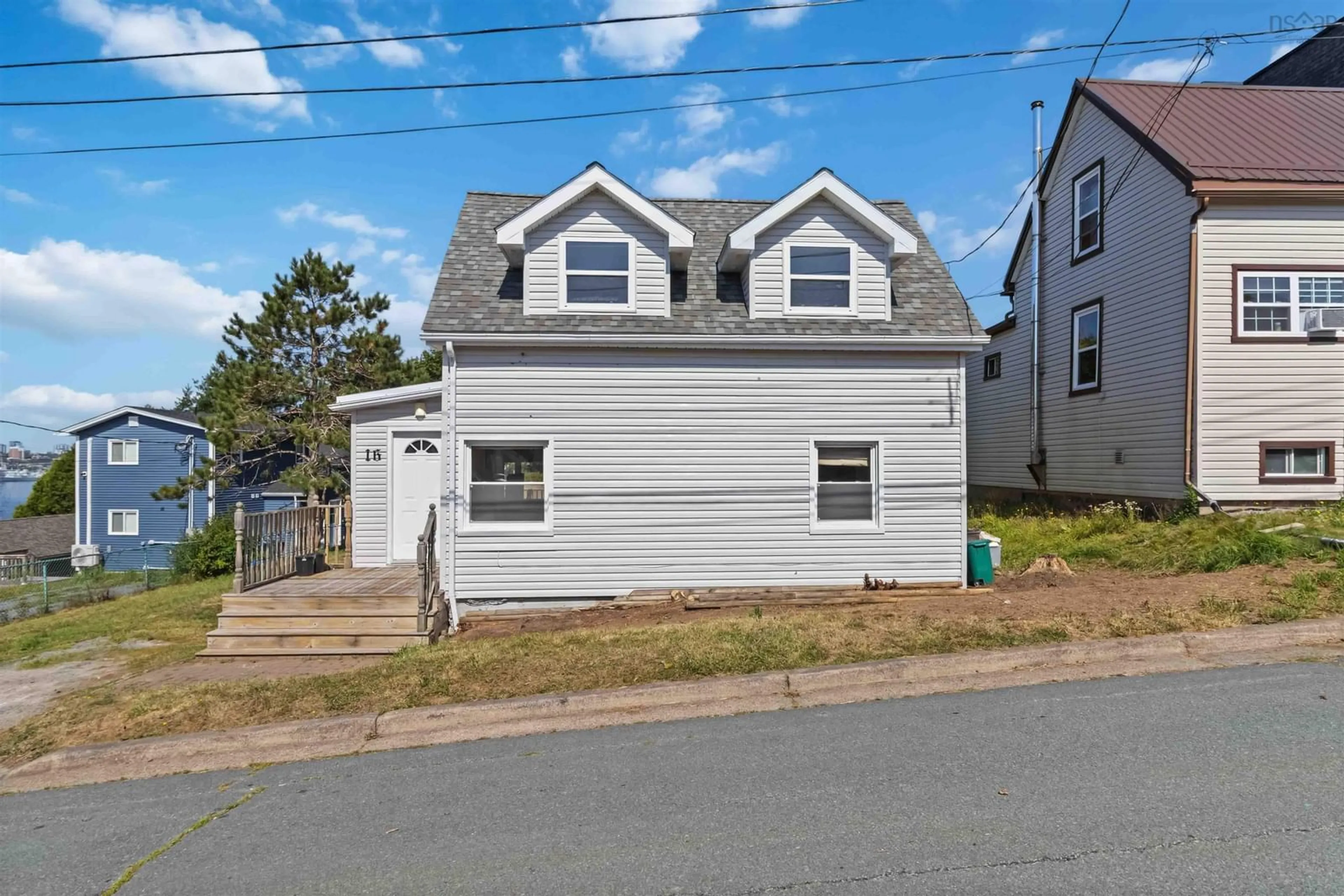Unknown for 16 Stephen St, Dartmouth Nova Scotia B2Y 2L3