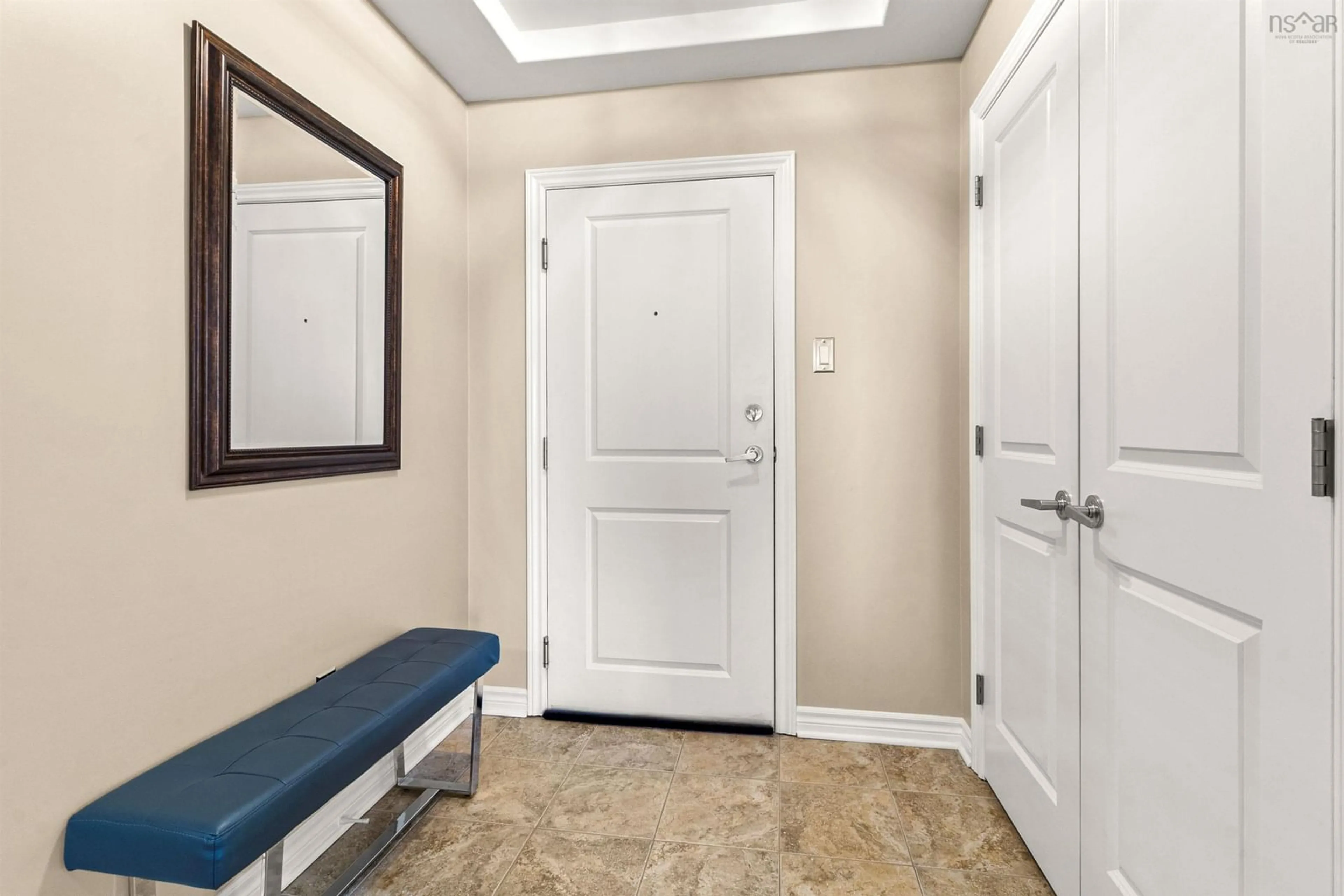 Indoor entryway for 77 Russell Lake Dr #607, Dartmouth Nova Scotia B2W 6R8