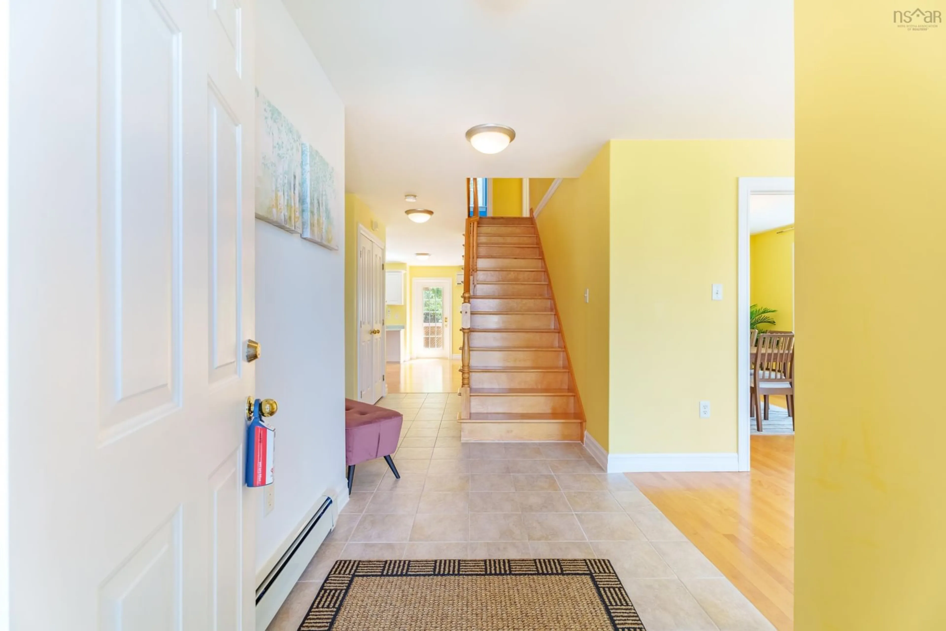Indoor entryway for 272 Langbrae Dr, Halifax Nova Scotia B3S 1K4