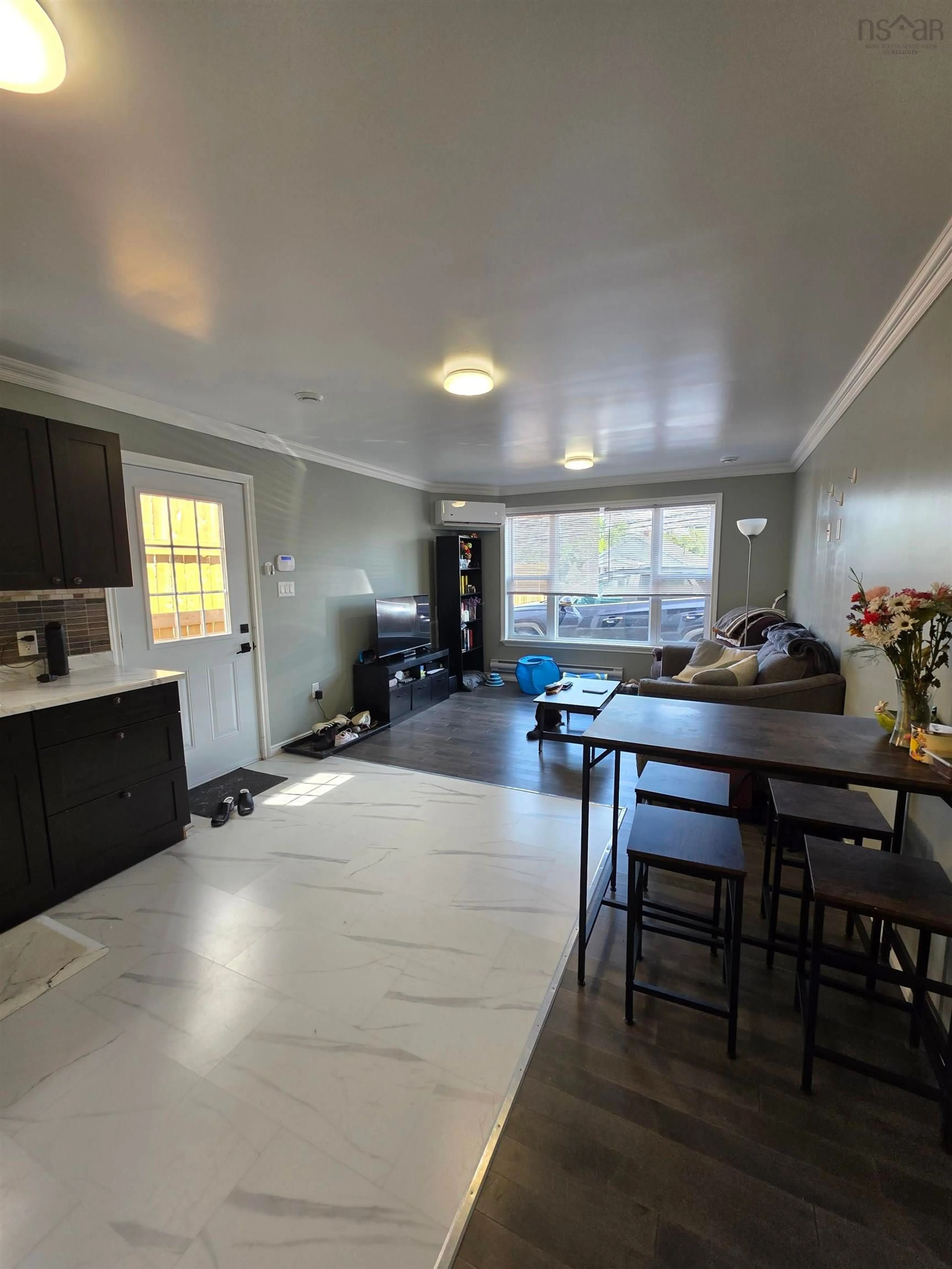 A pic of a room for 1138 1140 George St, Sydney Nova Scotia B1P 1N2