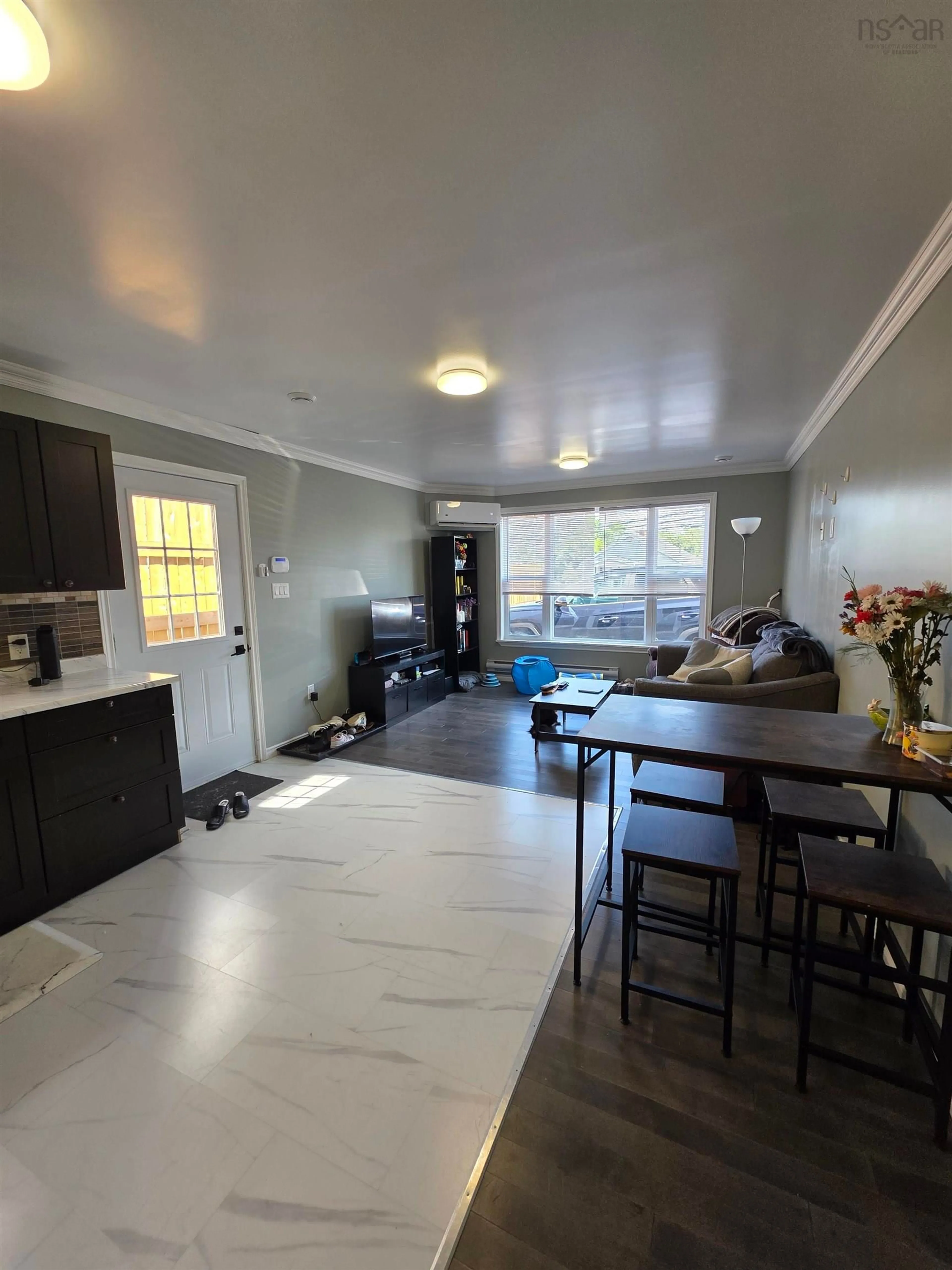 A pic of a room for 1138 1140 George St, Sydney Nova Scotia B1P 1N2