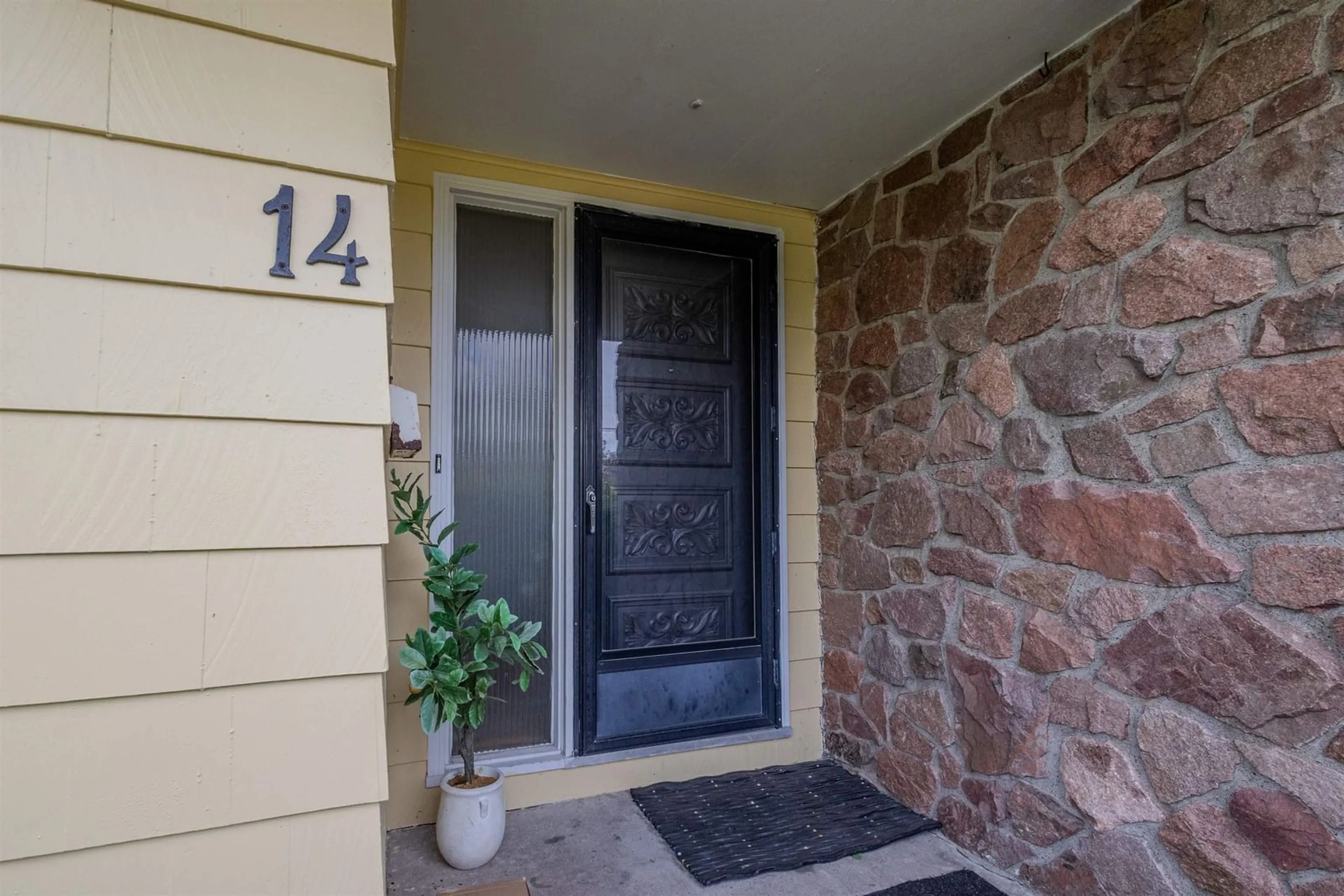 Indoor entryway for 14 Tower Hts, Sydney Nova Scotia B1P 2C4