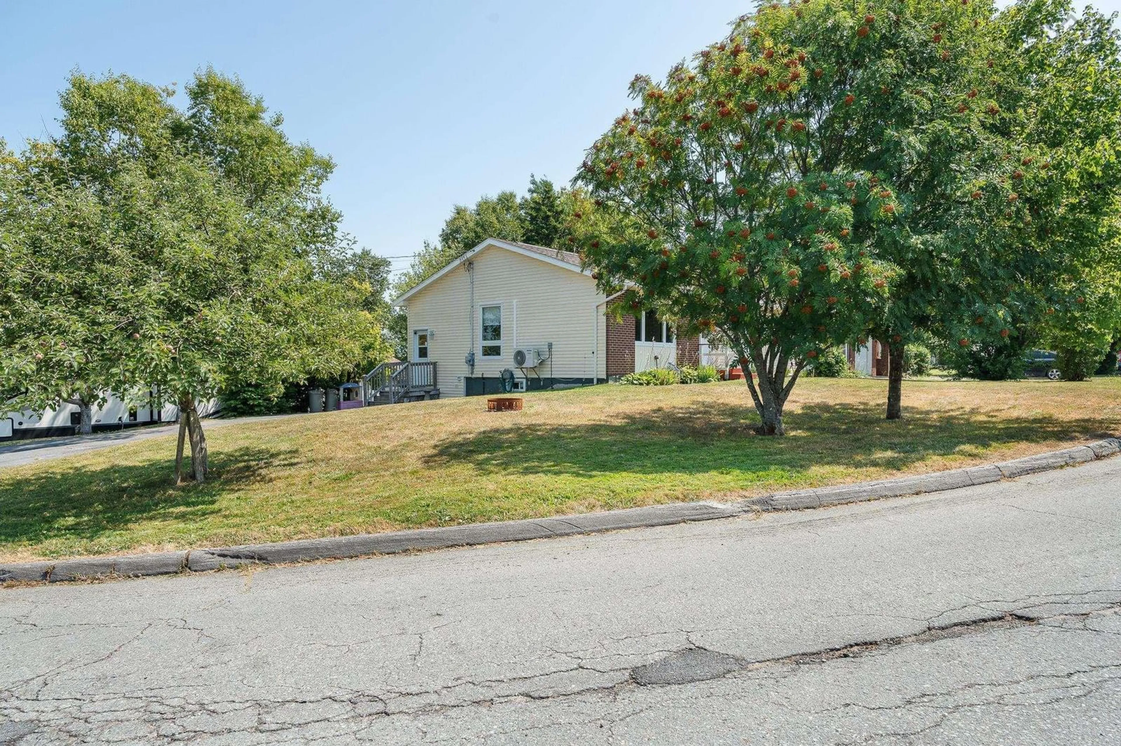 A pic from outside/outdoor area/front of a property/back of a property/a pic from drone, street for 71 Cedar Cres, Dartmouth Nova Scotia B2V 1Y8