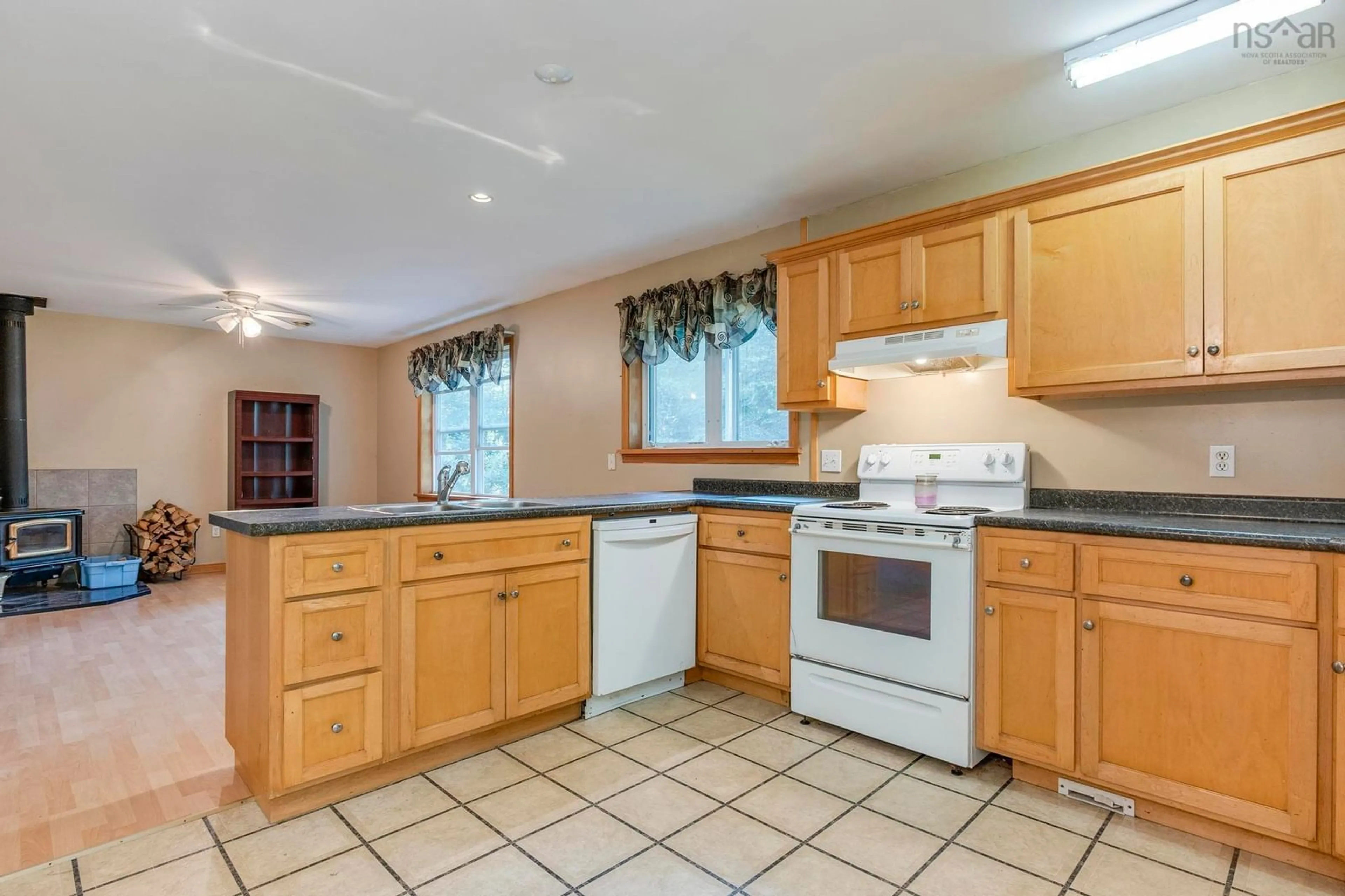 Standard kitchen, ceramic/tile floor for 123 Croft Rd, Chester Basin Nova Scotia B0J 1K0