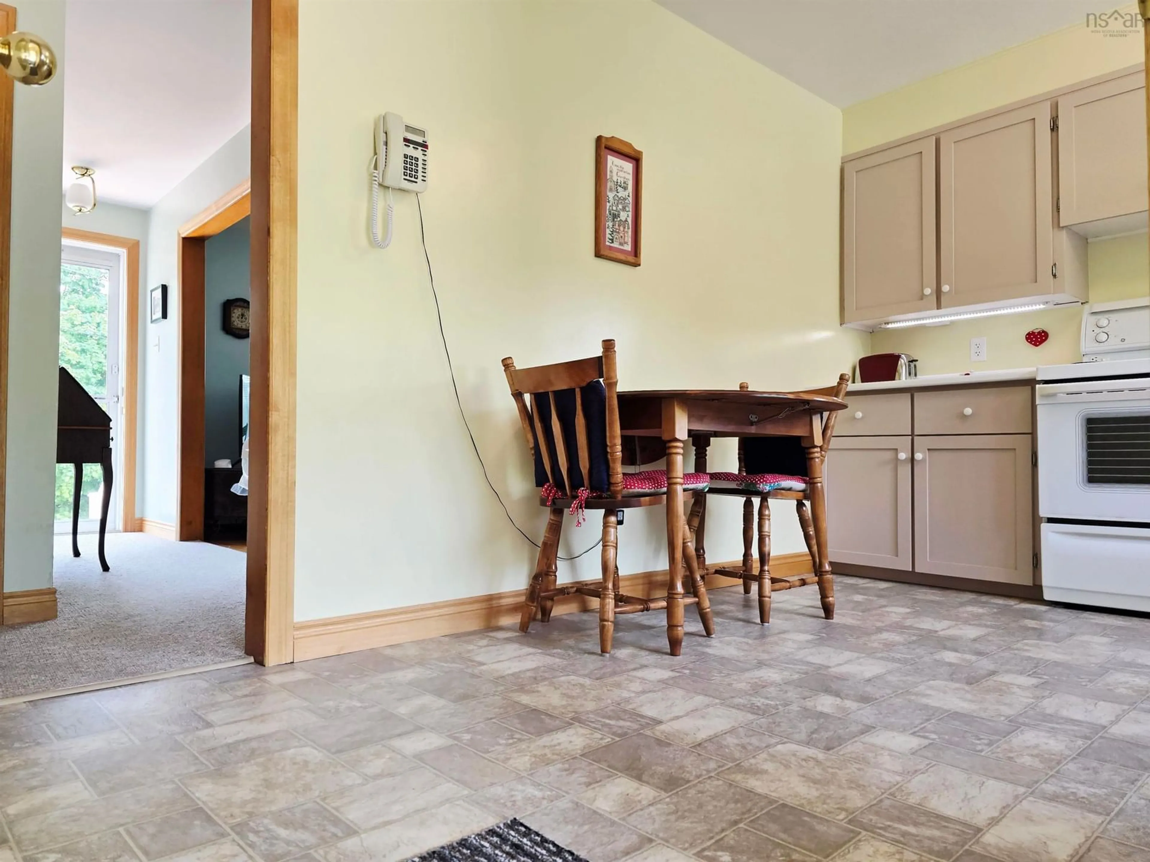 Standard kitchen, ceramic/tile floor for 114 Sanborne St, New Glasgow Nova Scotia B2H 1E6