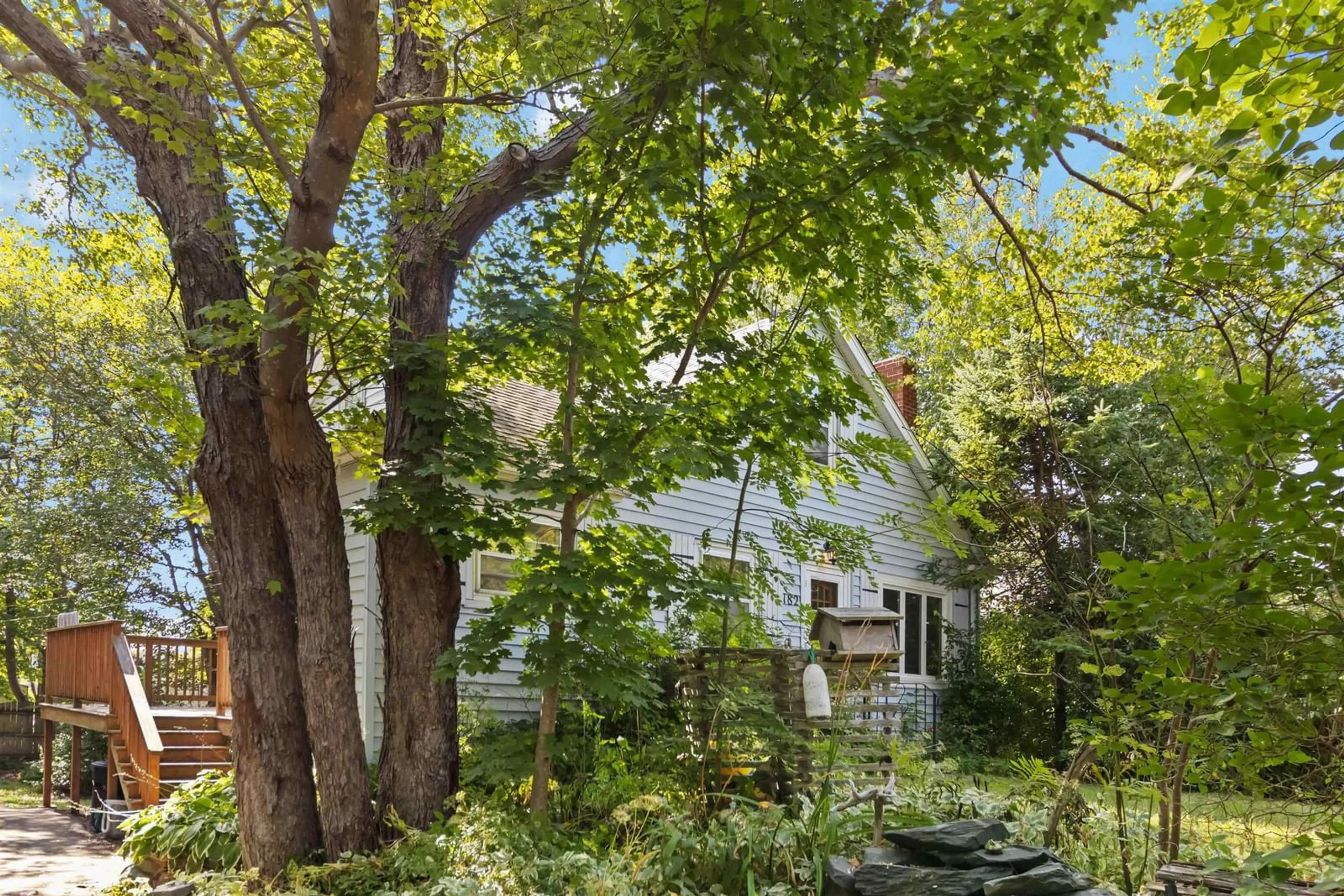 Unknown for 182 Caledonia Rd, Dartmouth Nova Scotia B2X 1L4
