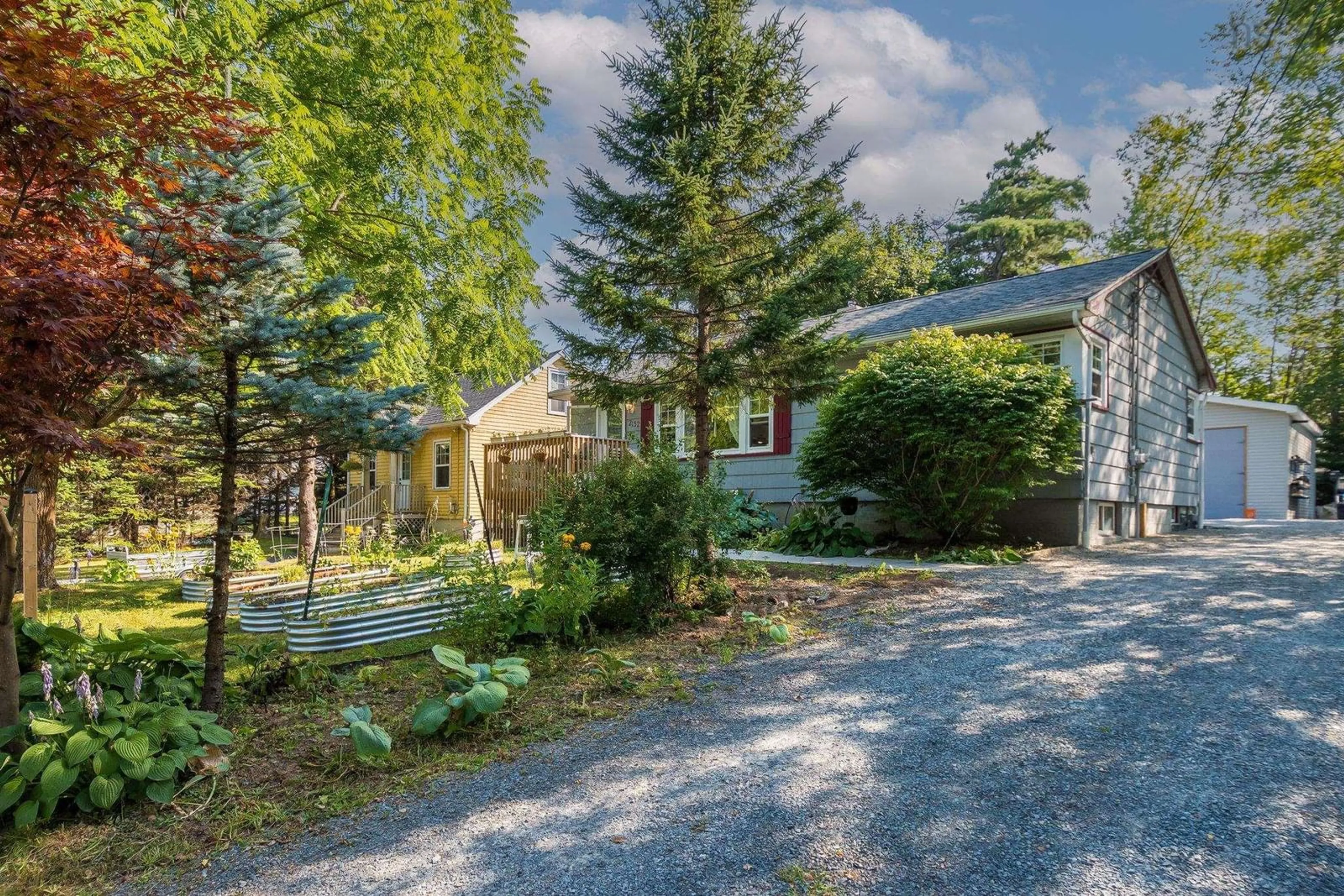 A pic from outside/outdoor area/front of a property/back of a property/a pic from drone, unknown for 2152 St. Margarets Bay Rd, Timberlea Nova Scotia B3T 1C9