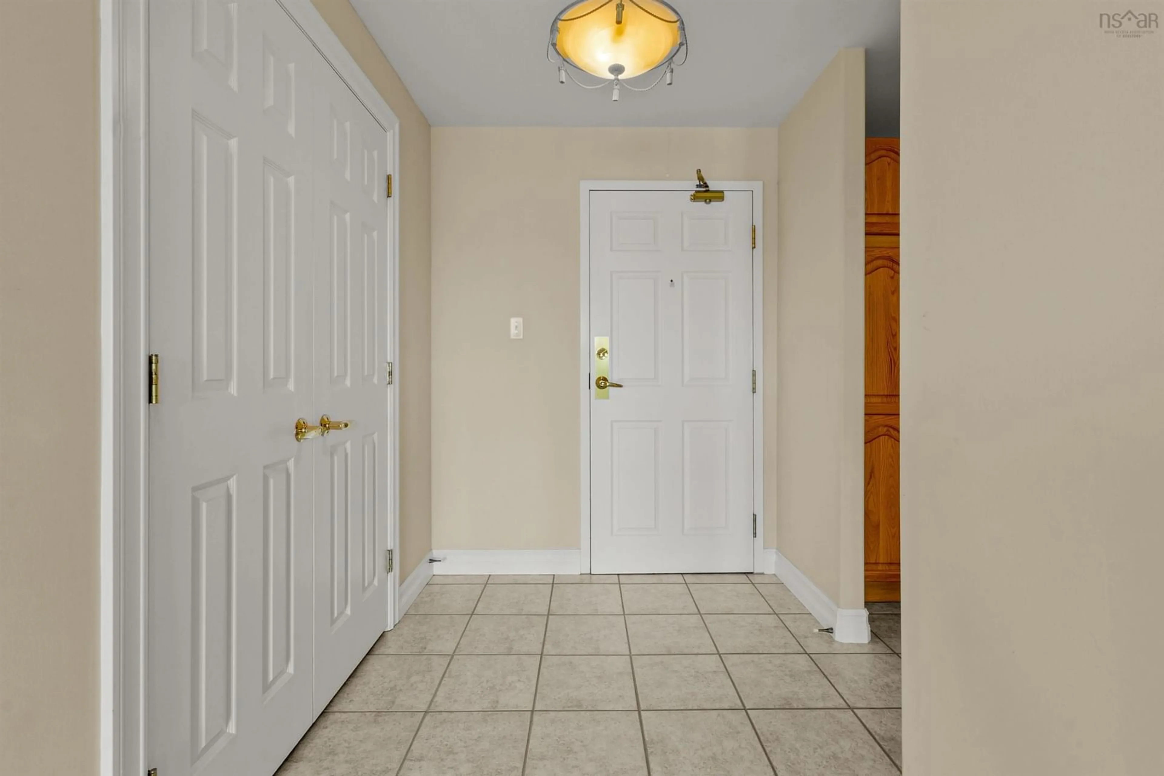 Indoor entryway for 429 Parkland Dr #301, Halifax Nova Scotia B3S 1L3