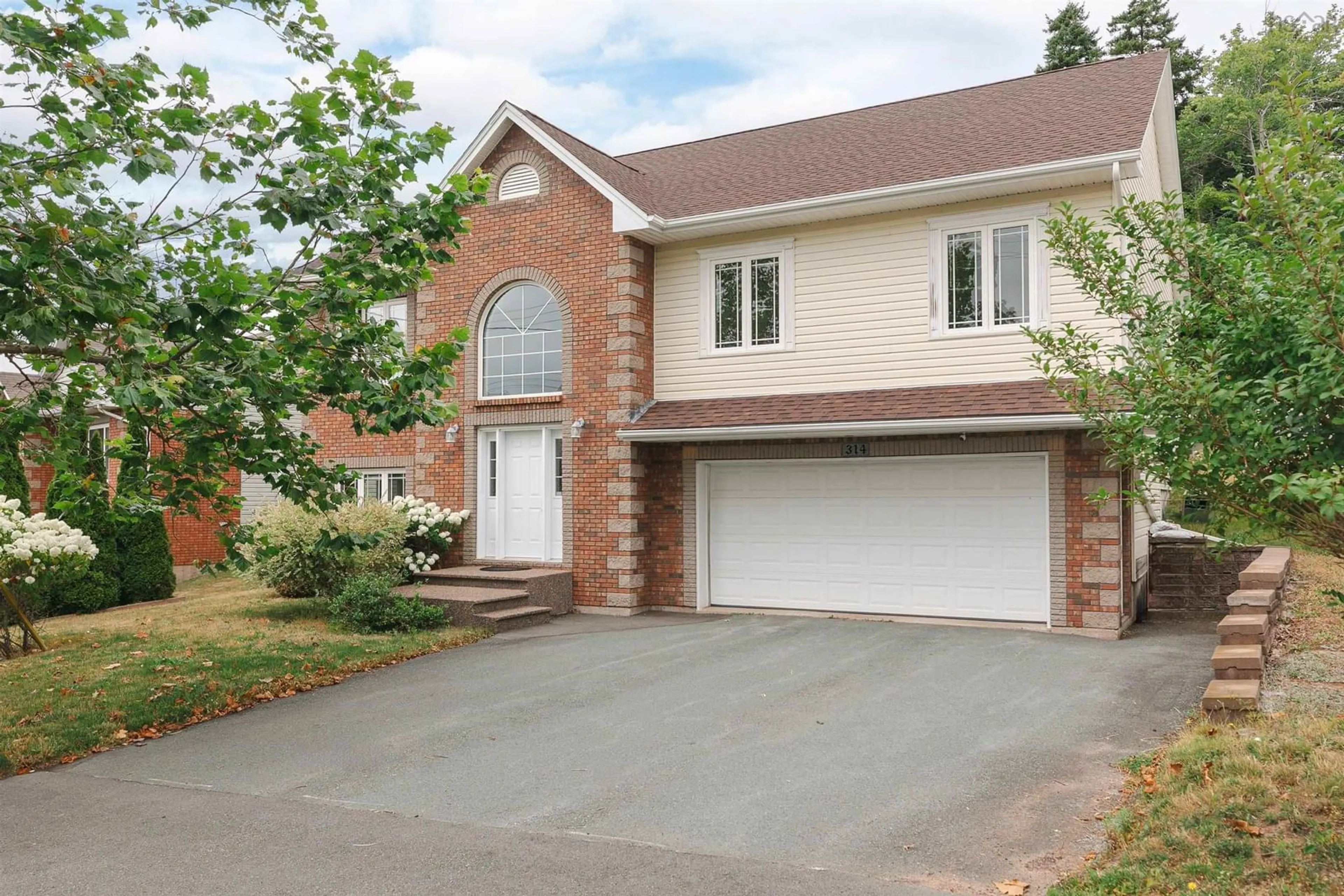Home with brick exterior material, street for 314 Portland Hills Dr, Dartmouth Nova Scotia B2W 6R3