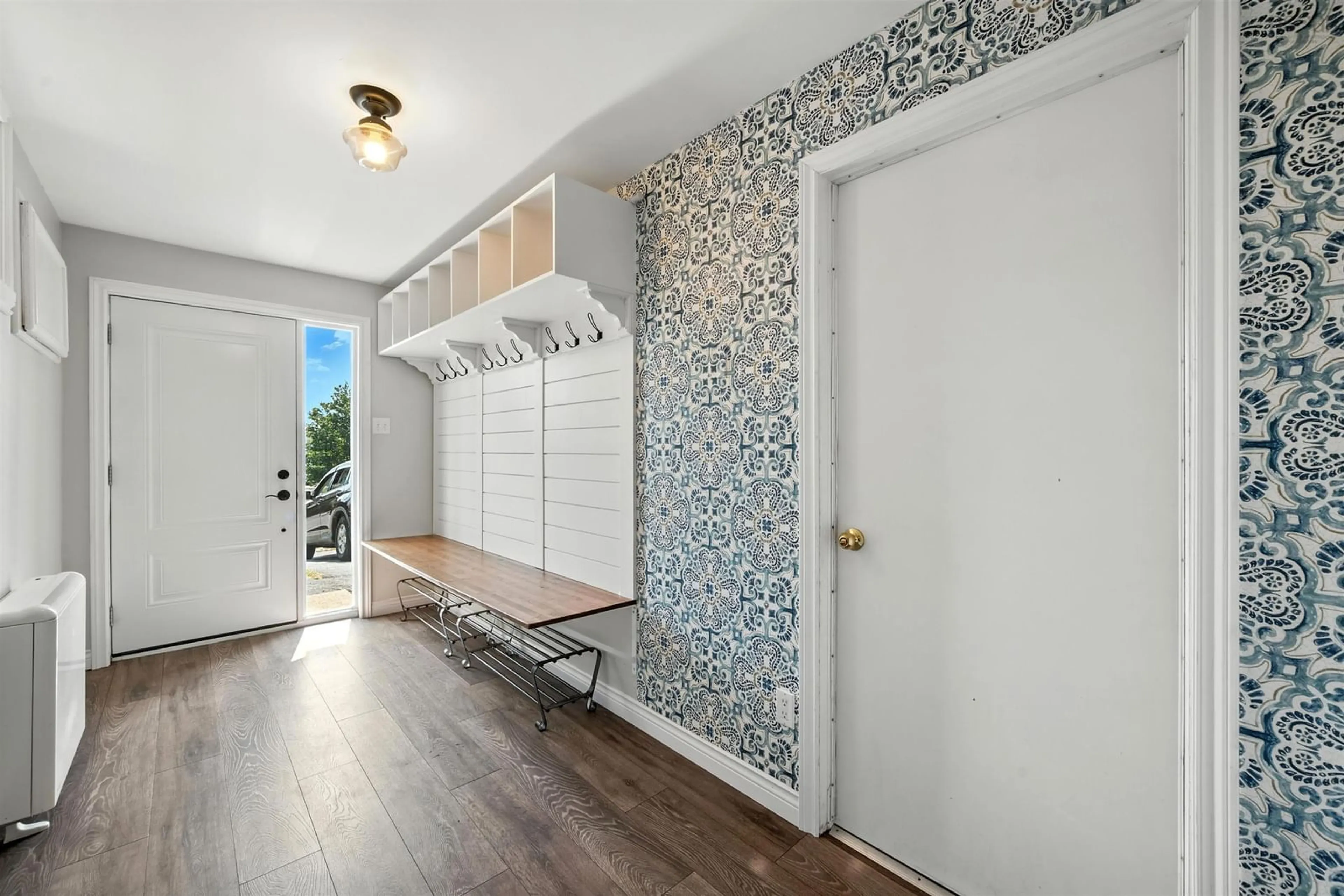 Indoor entryway for 21 Lively Crt, Bedford Nova Scotia B4A 3J6