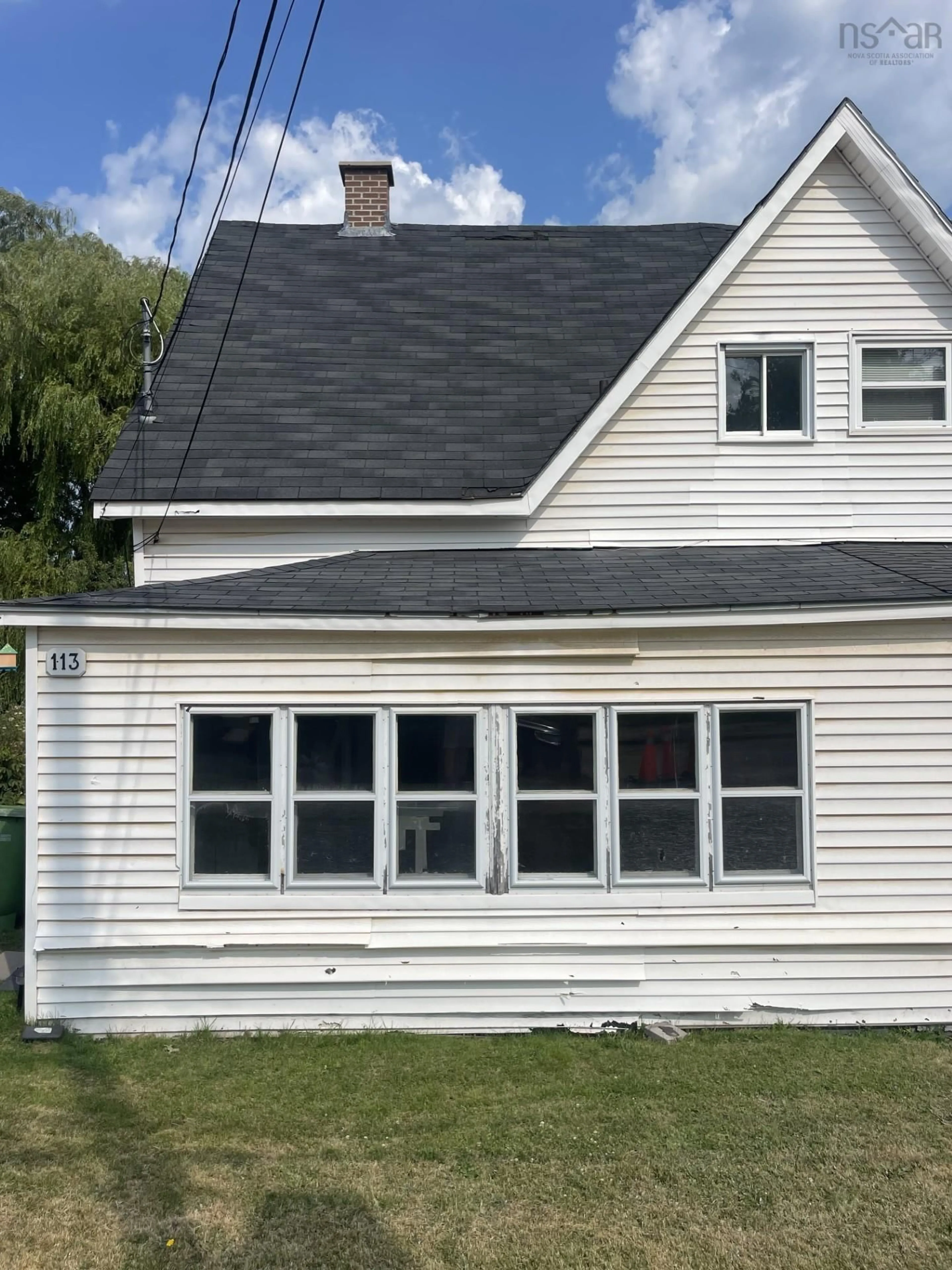 Home with vinyl exterior material, building for 113 Rutherford St, Stellarton Nova Scotia B0K 1S0