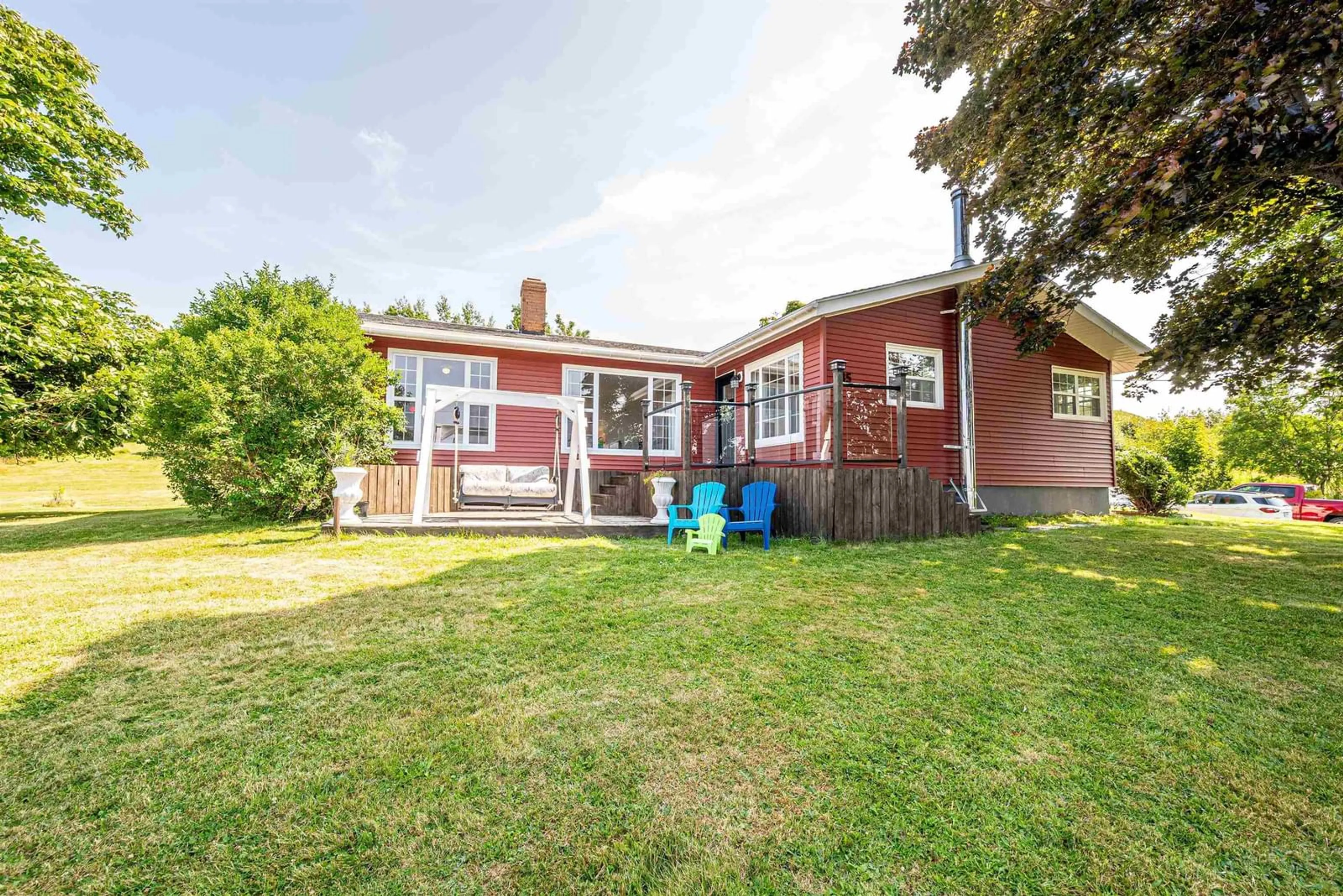 A pic from outside/outdoor area/front of a property/back of a property/a pic from drone, building for 85 Chestnut St, Trenton Nova Scotia B0X 1X0