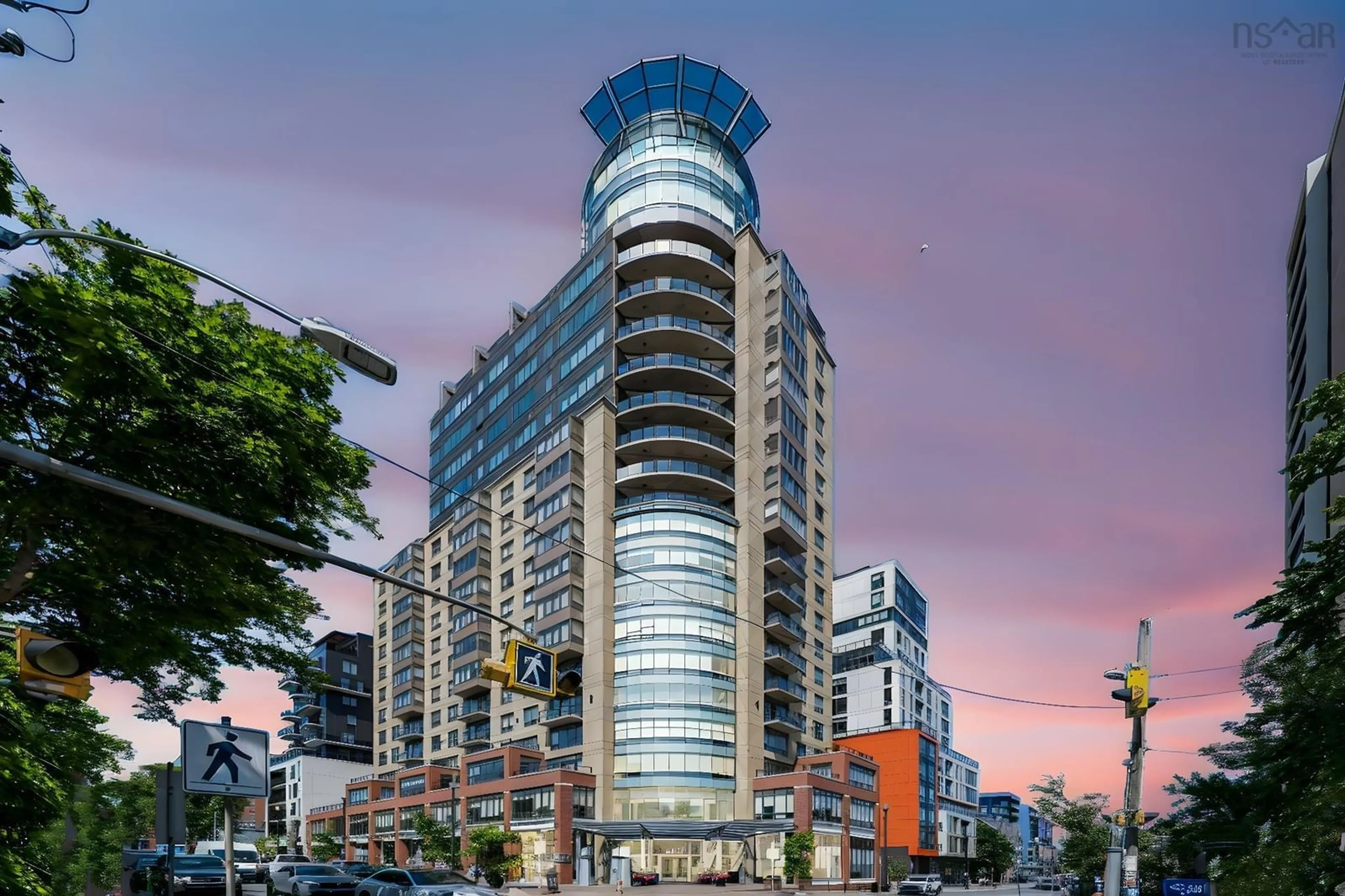 Indoor foyer for 1445 South Park St #303, Halifax Nova Scotia B3J 0B6