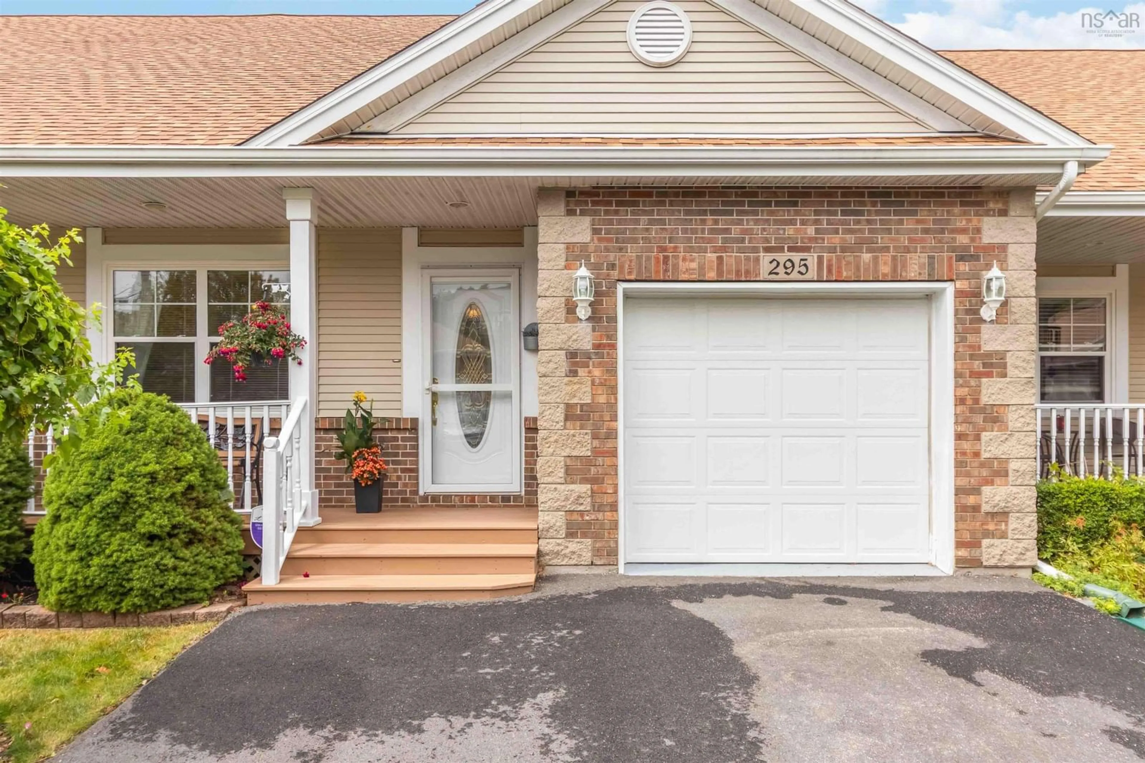 Unknown for 295 Summer Field Way, Dartmouth Nova Scotia B2W 6M8