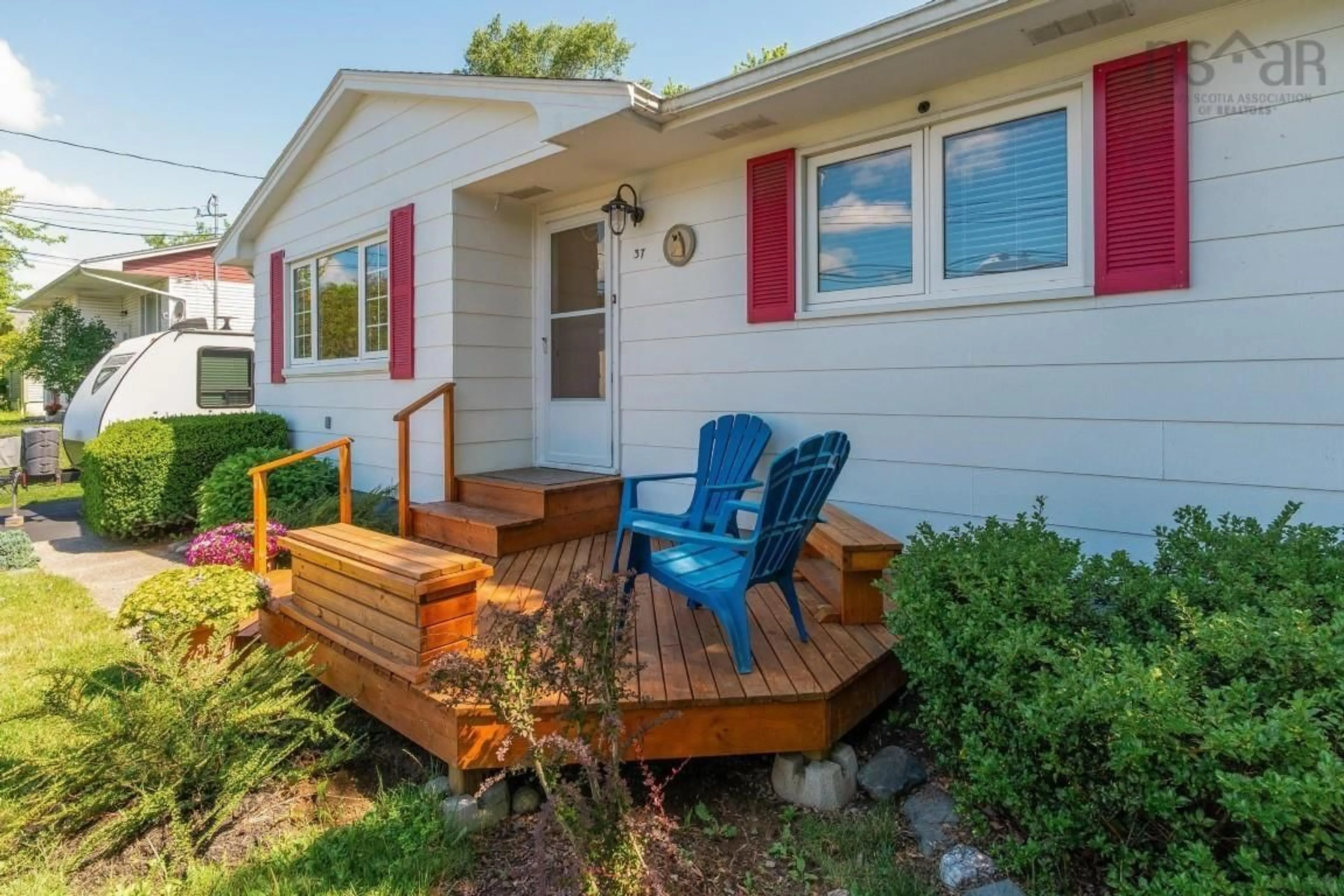 Patio, street for 37 Robert Dr, Dartmouth Nova Scotia B2W 2A2