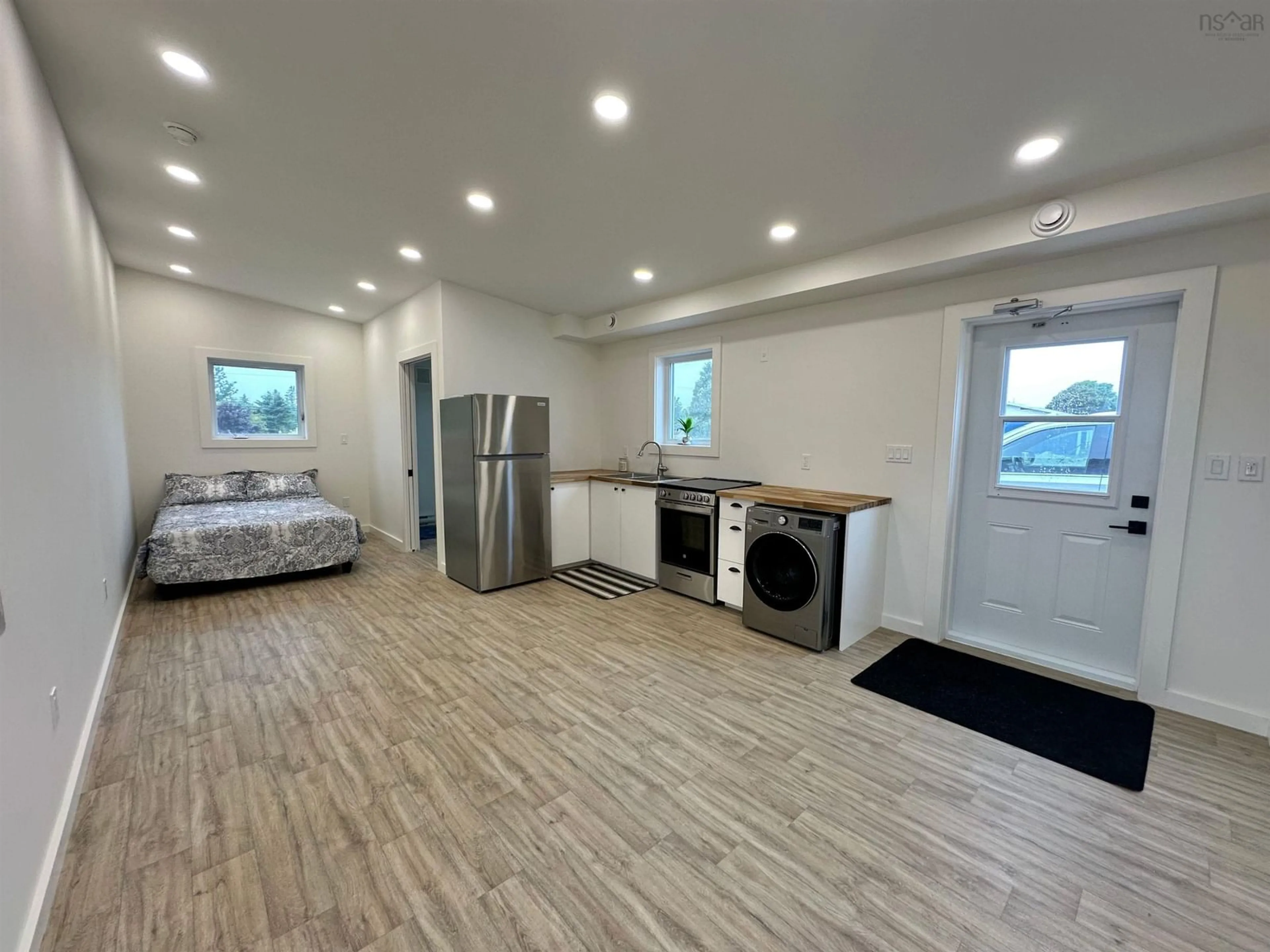 A pic of a room for 10 Hoben Cres, Brooklyn Nova Scotia B5A 5H8