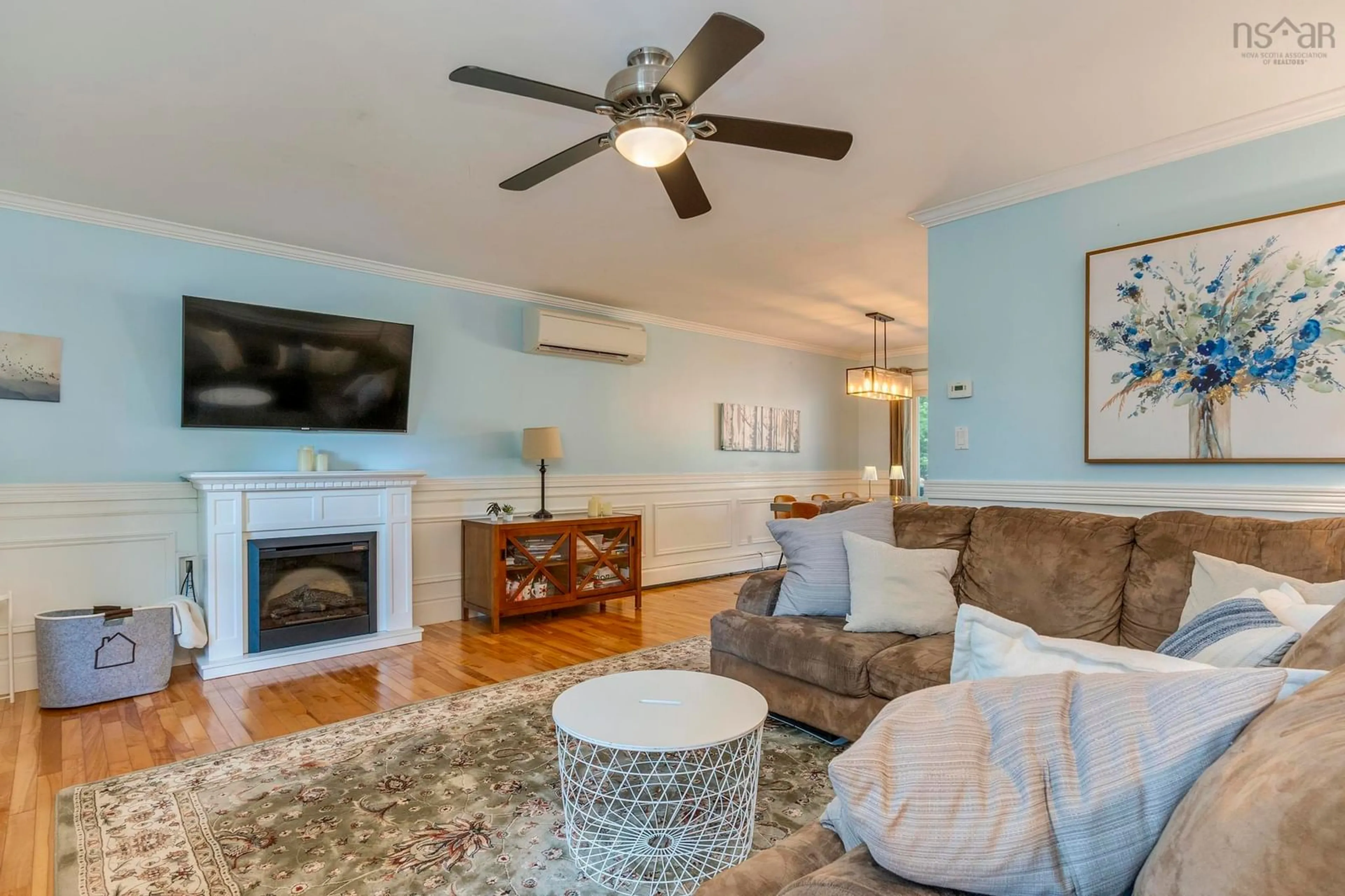 Living room with furniture, unknown for 44 Martyn Dr, Fall River Nova Scotia B2T 1E7