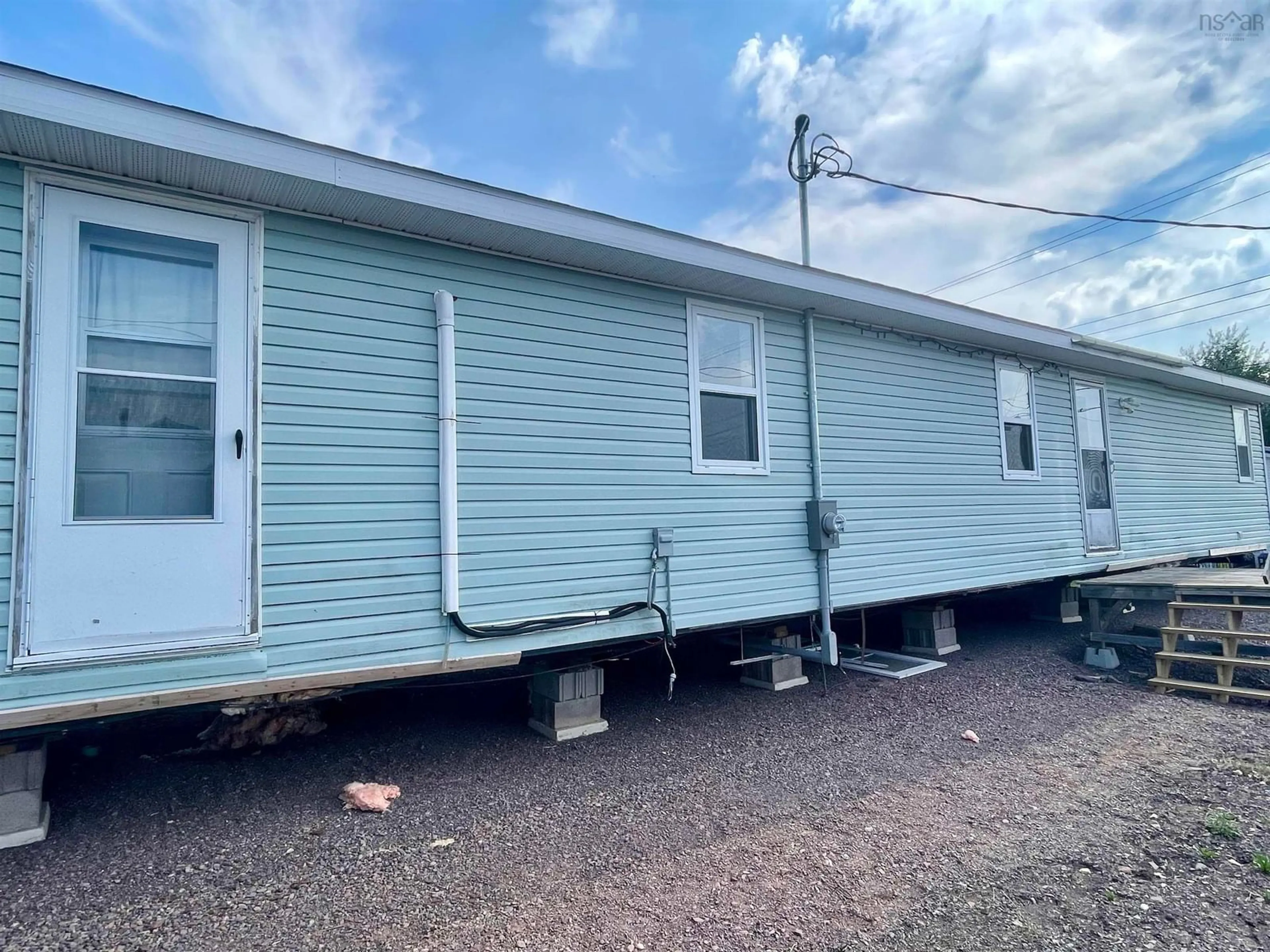 Home with vinyl exterior material, building for 44 Chapel St, Springhill Nova Scotia B0M 1X0