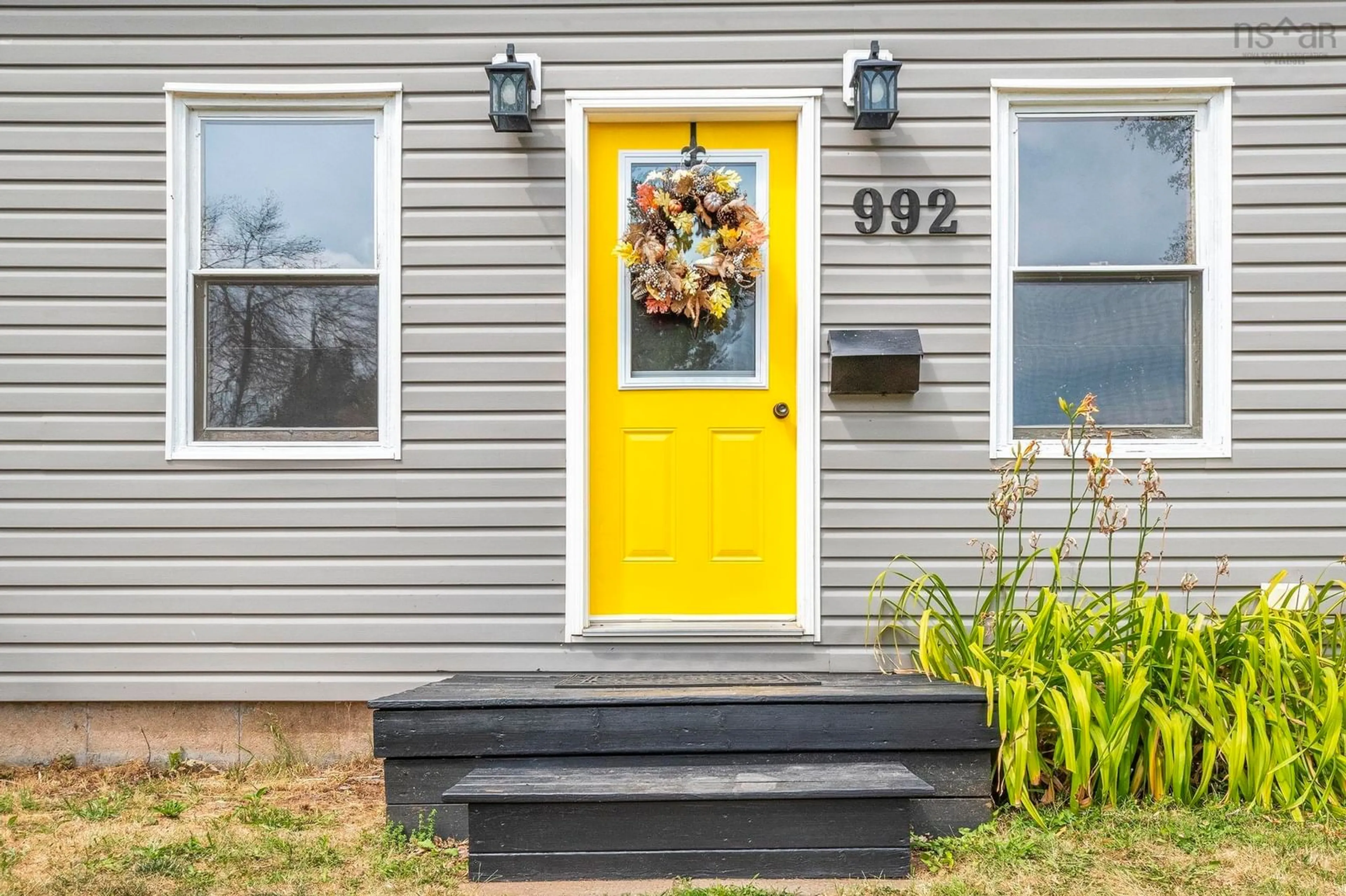 Home with vinyl exterior material, street for 992 Marie Crt, North Kentville Nova Scotia B4N 4K3