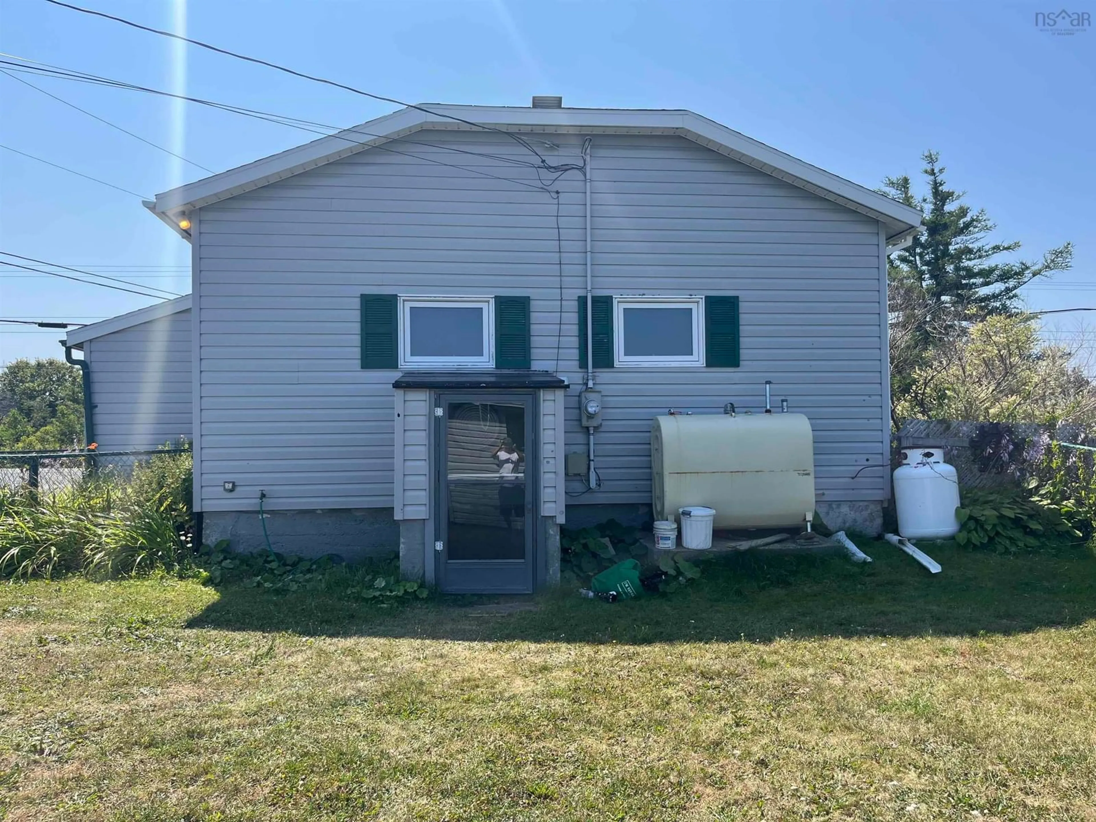 Home with vinyl exterior material, unknown for 742 Donkin Hwy, Donkin Nova Scotia B1A 6P1