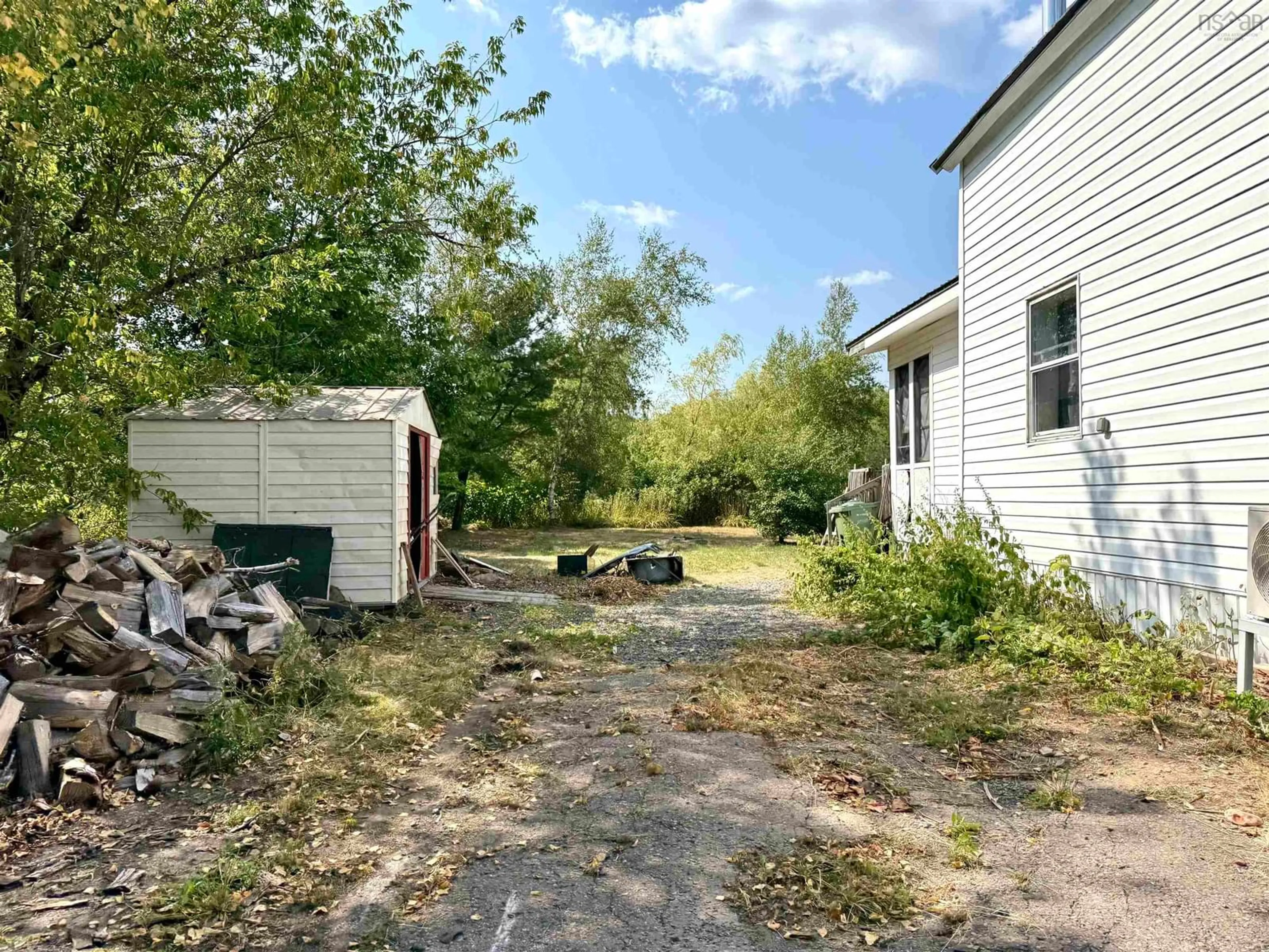 A pic from outside/outdoor area/front of a property/back of a property/a pic from drone, street for 221 Mcgee St, Springhill Nova Scotia B0M 1X0