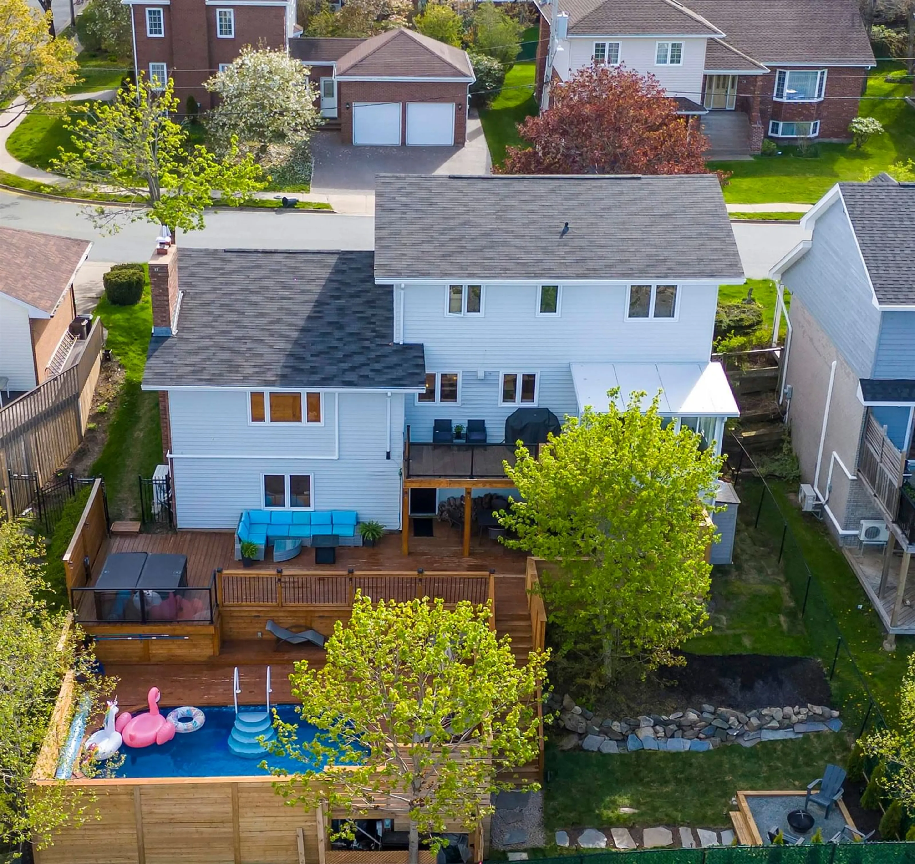 A pic from outside/outdoor area/front of a property/back of a property/a pic from drone, street for 27 Chartwell Lane, Halifax Nova Scotia B3M 3S7