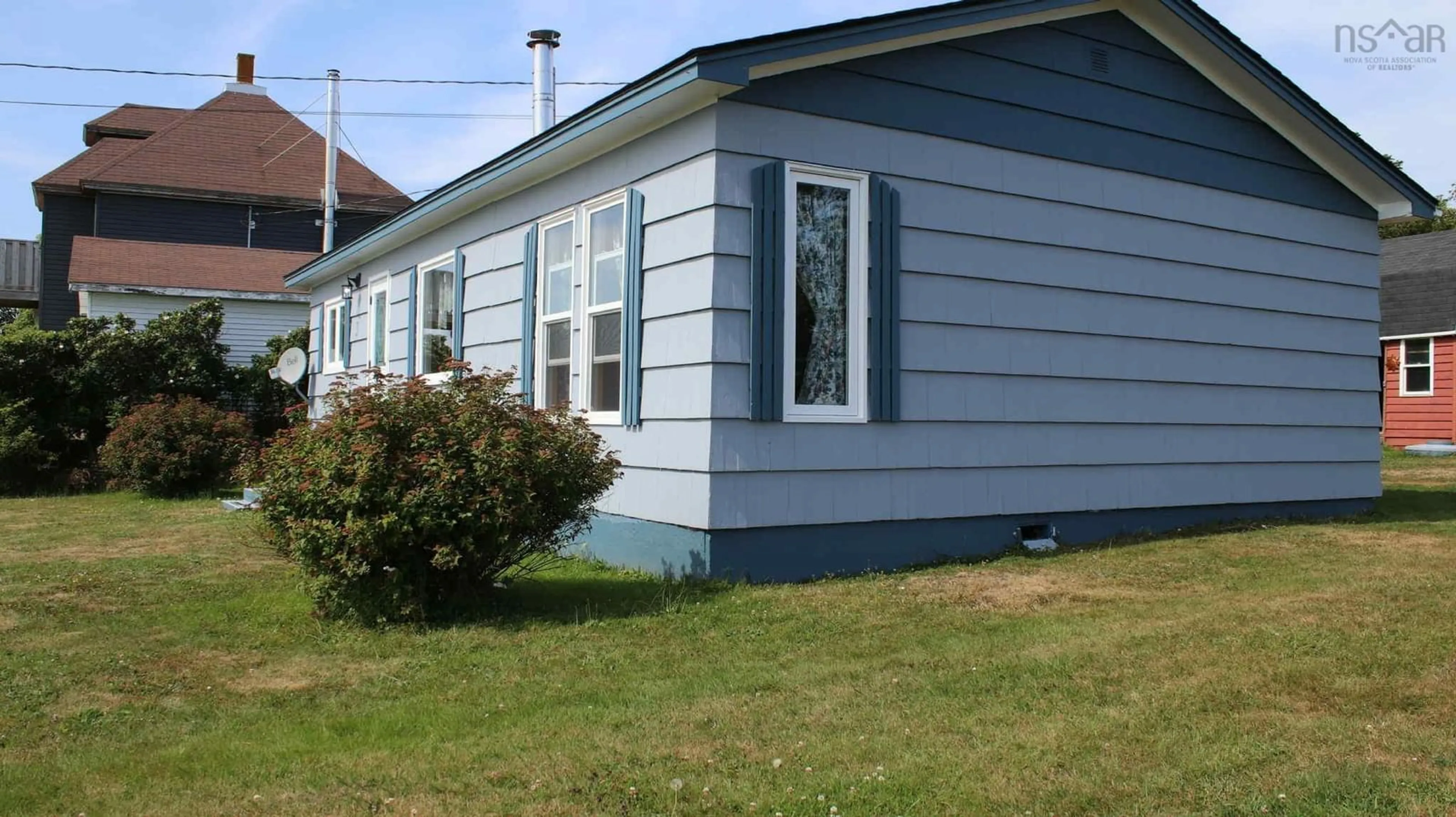 Home with vinyl exterior material, building for 5 Atlantic St, Clark's Harbour Nova Scotia B0W 1P0