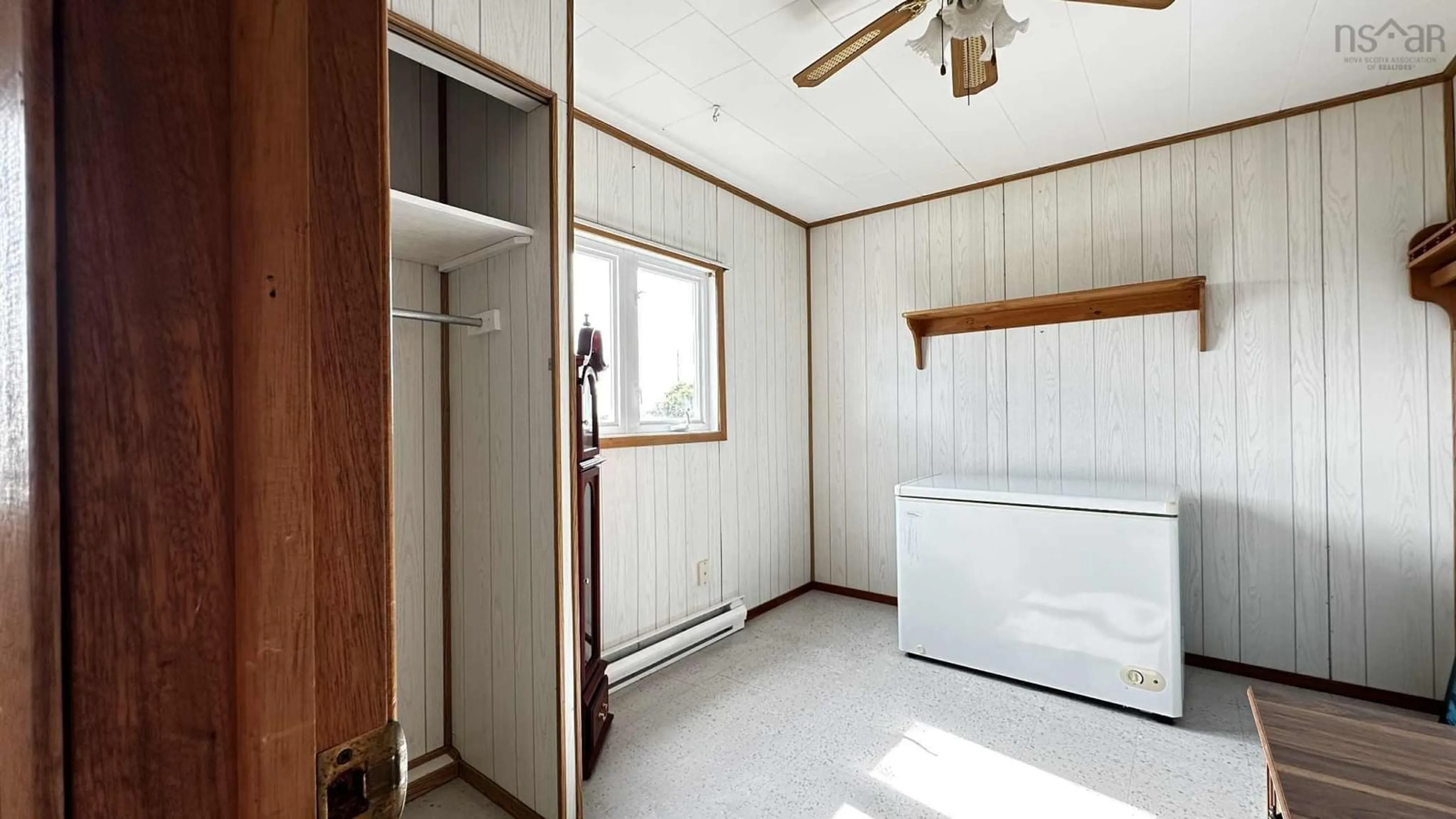 A pic of a room for 5 Atlantic St, Clark's Harbour Nova Scotia B0W 1P0