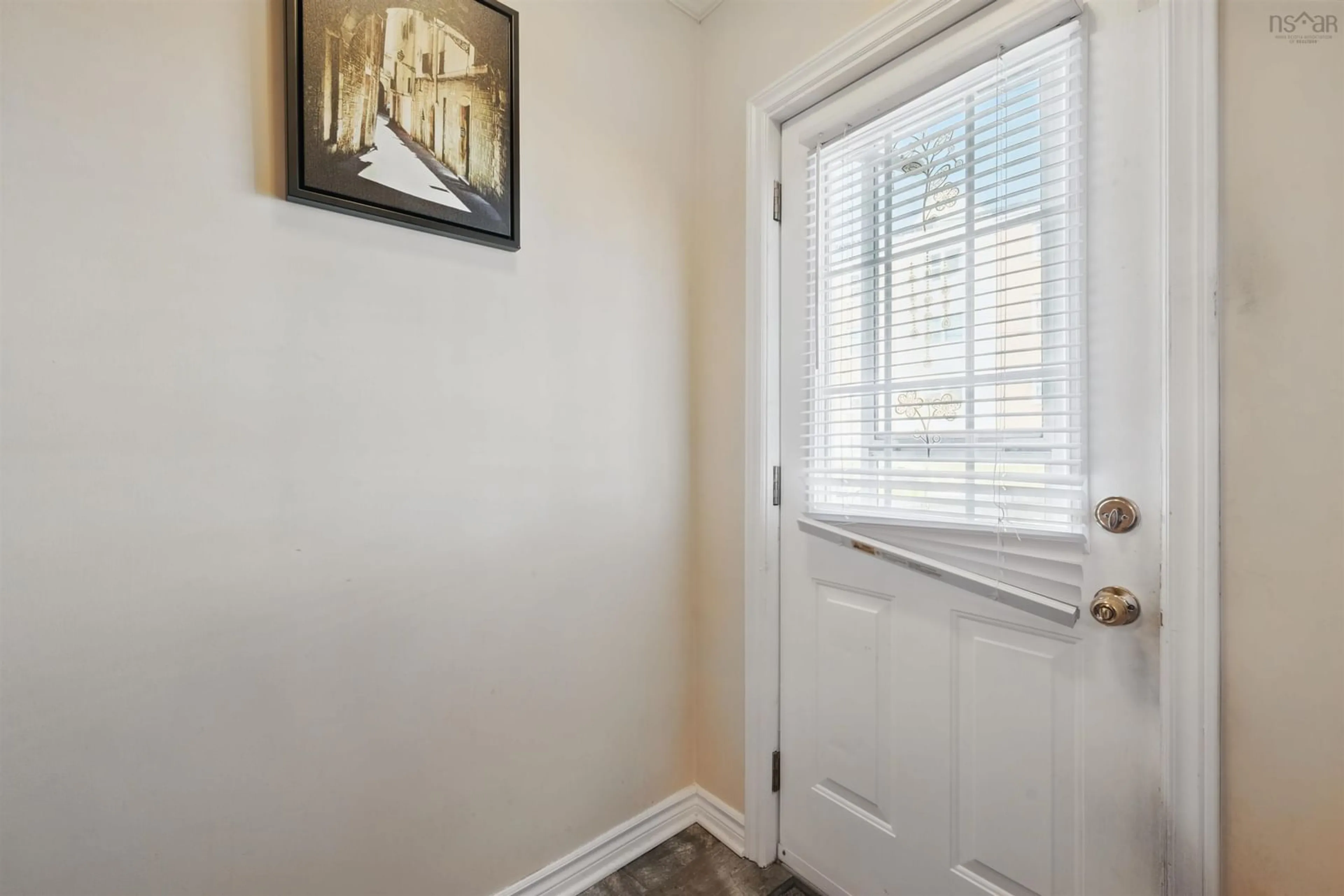 Indoor entryway for 5526 Charles St, Halifax Nova Scotia B3K 1K2