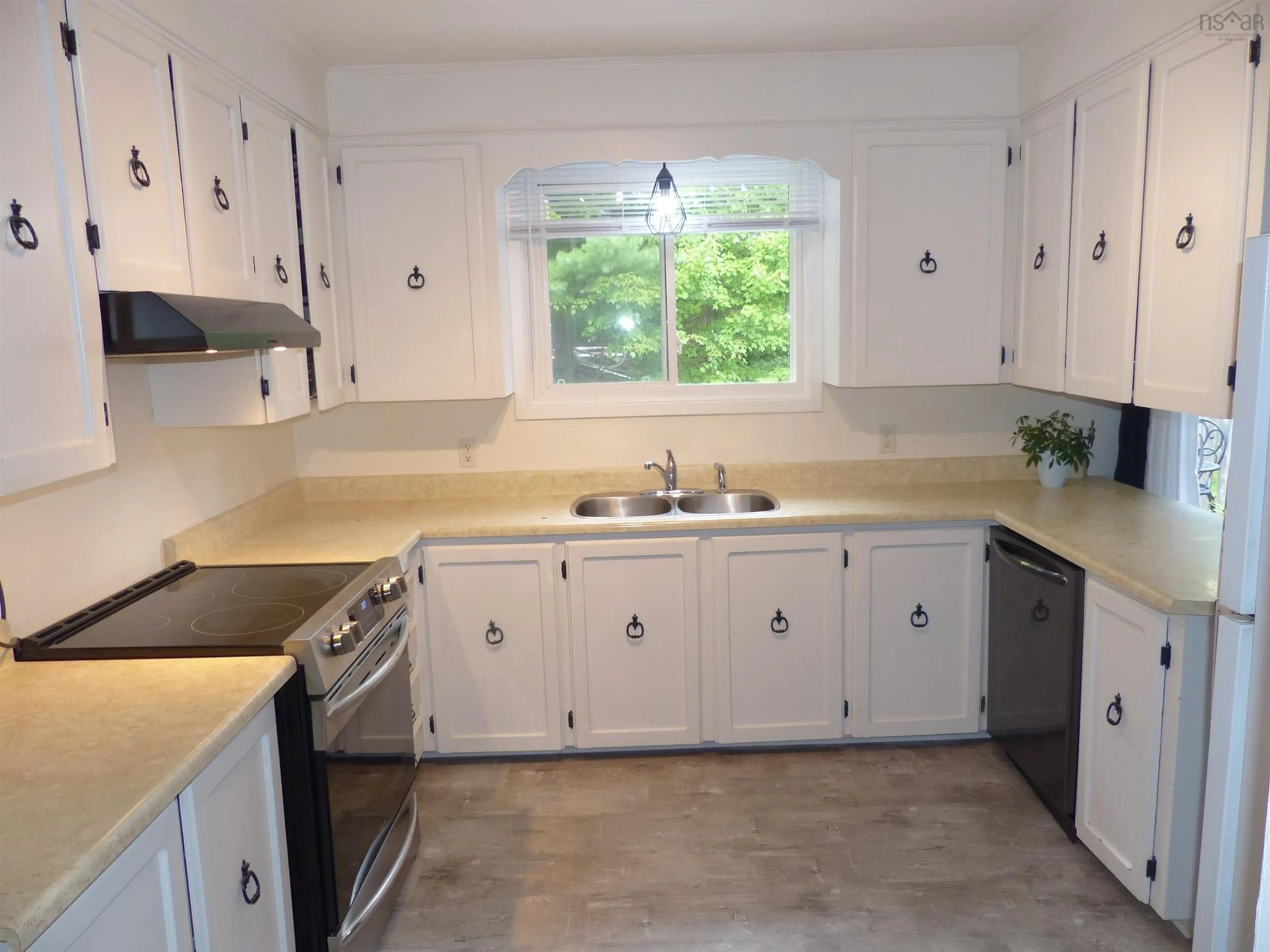Standard kitchen, ceramic/tile floor for 78 Nordic Cres, Lower Sackville Nova Scotia B4C 2E5