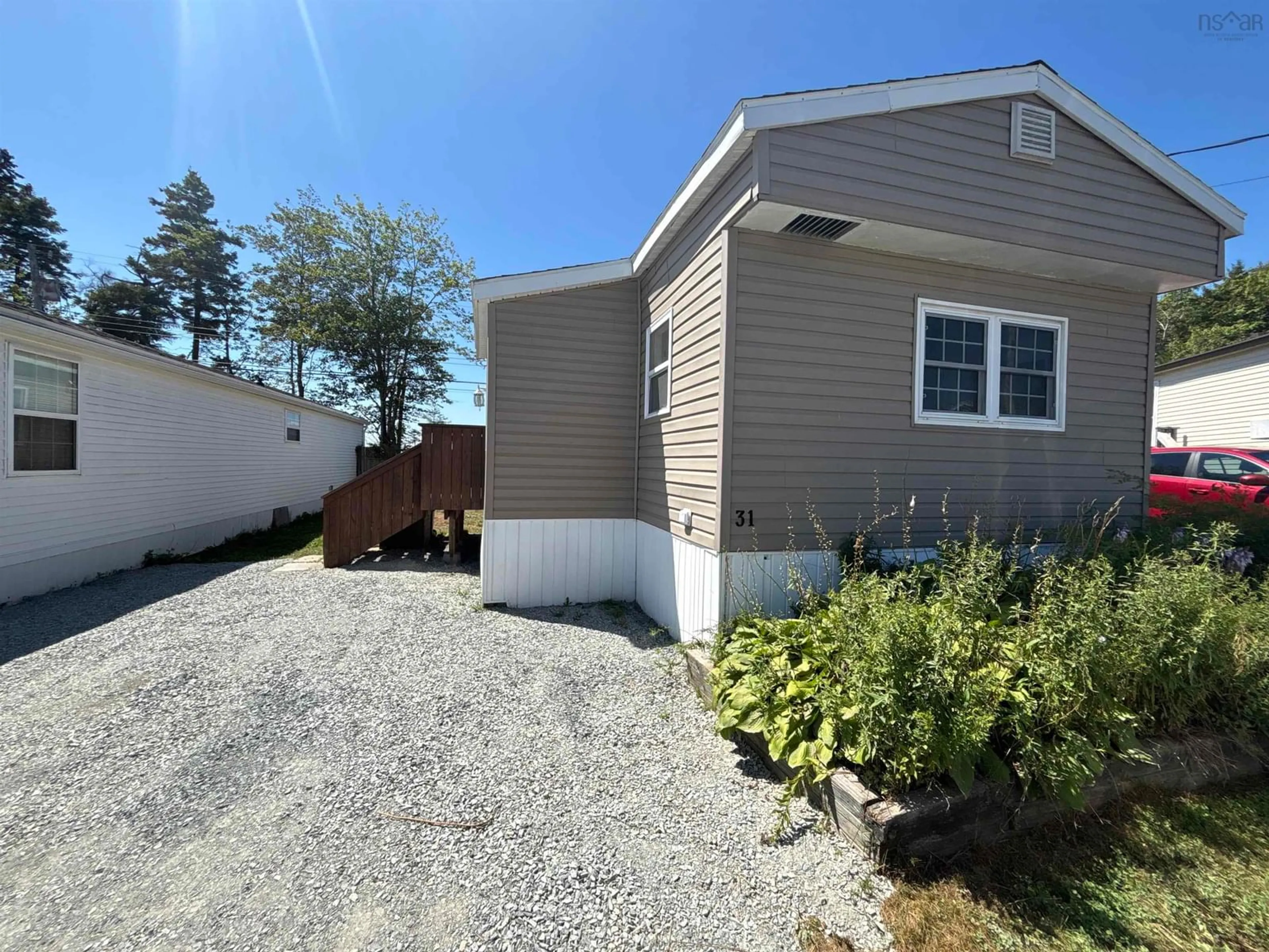 Home with vinyl exterior material, street for 31 Earleton Ave, Dartmouth Nova Scotia B2Y 2A6