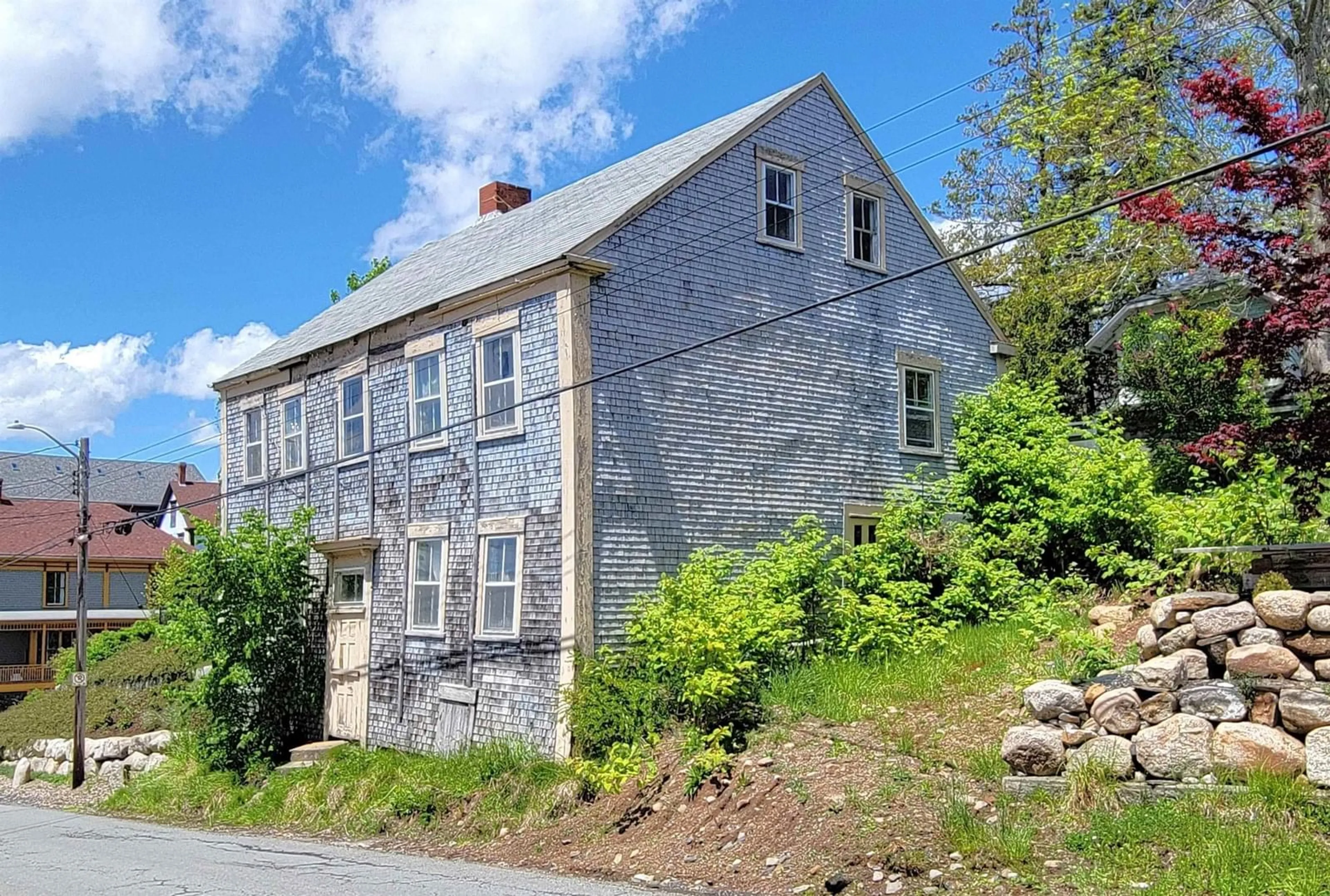 A pic from outside/outdoor area/front of a property/back of a property/a pic from drone, building for 155 Pelham St, Lunenburg Nova Scotia B0J 2C0