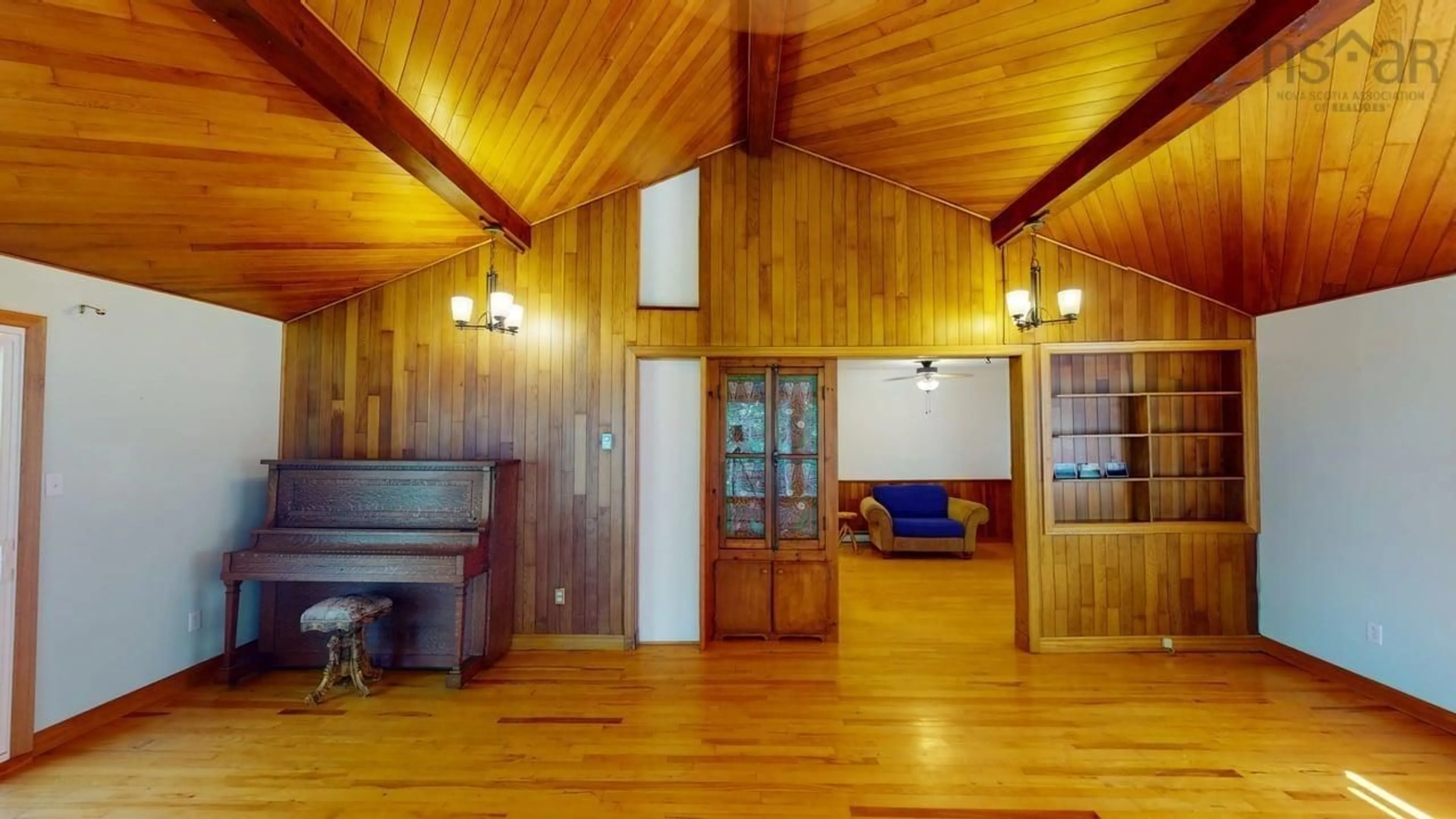 Indoor foyer for 891 Springfield Rd, St Andrew's Nova Scotia B0H 1X0
