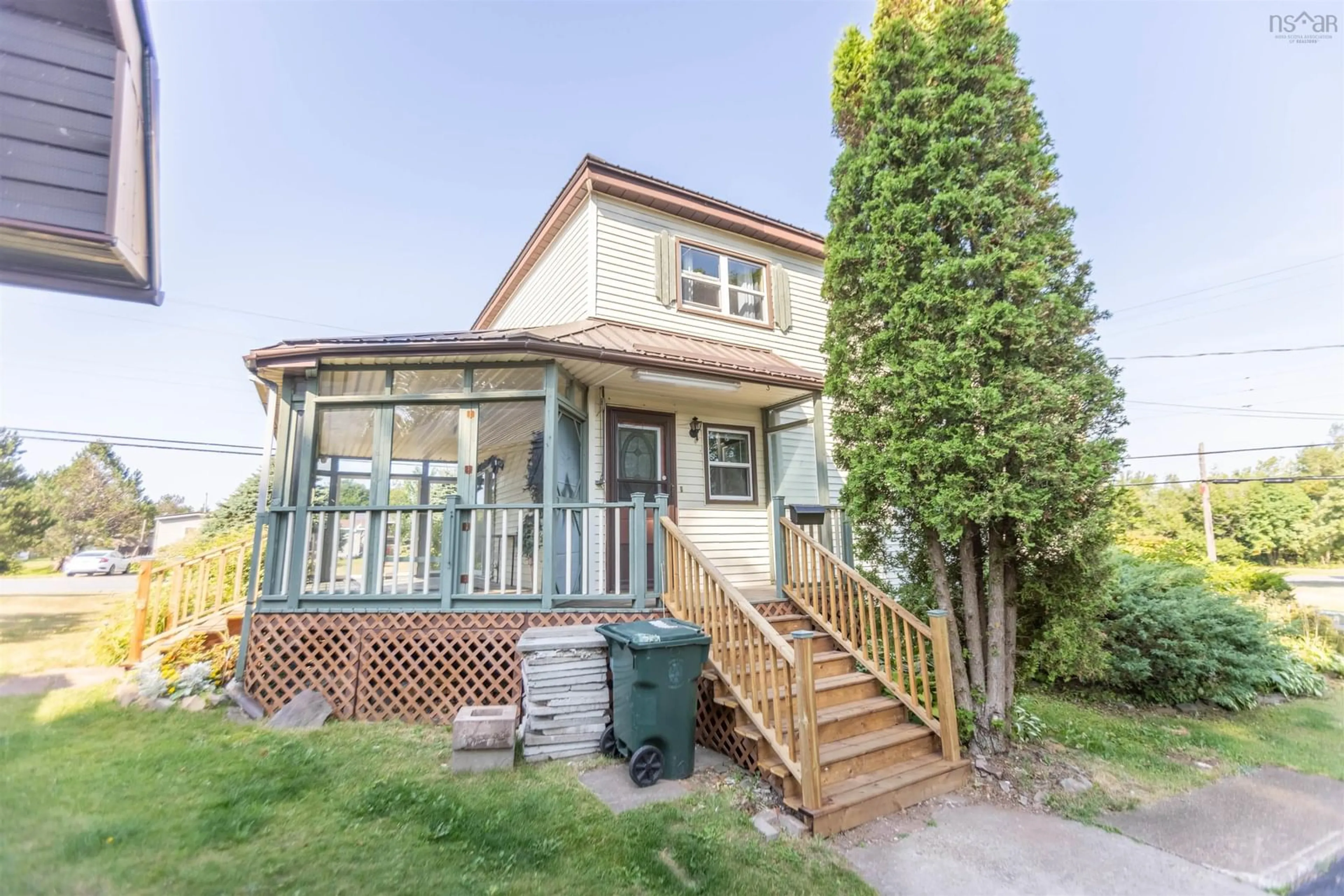 Unknown for 46 Cornwall St, Amherst Nova Scotia B4H 2L4