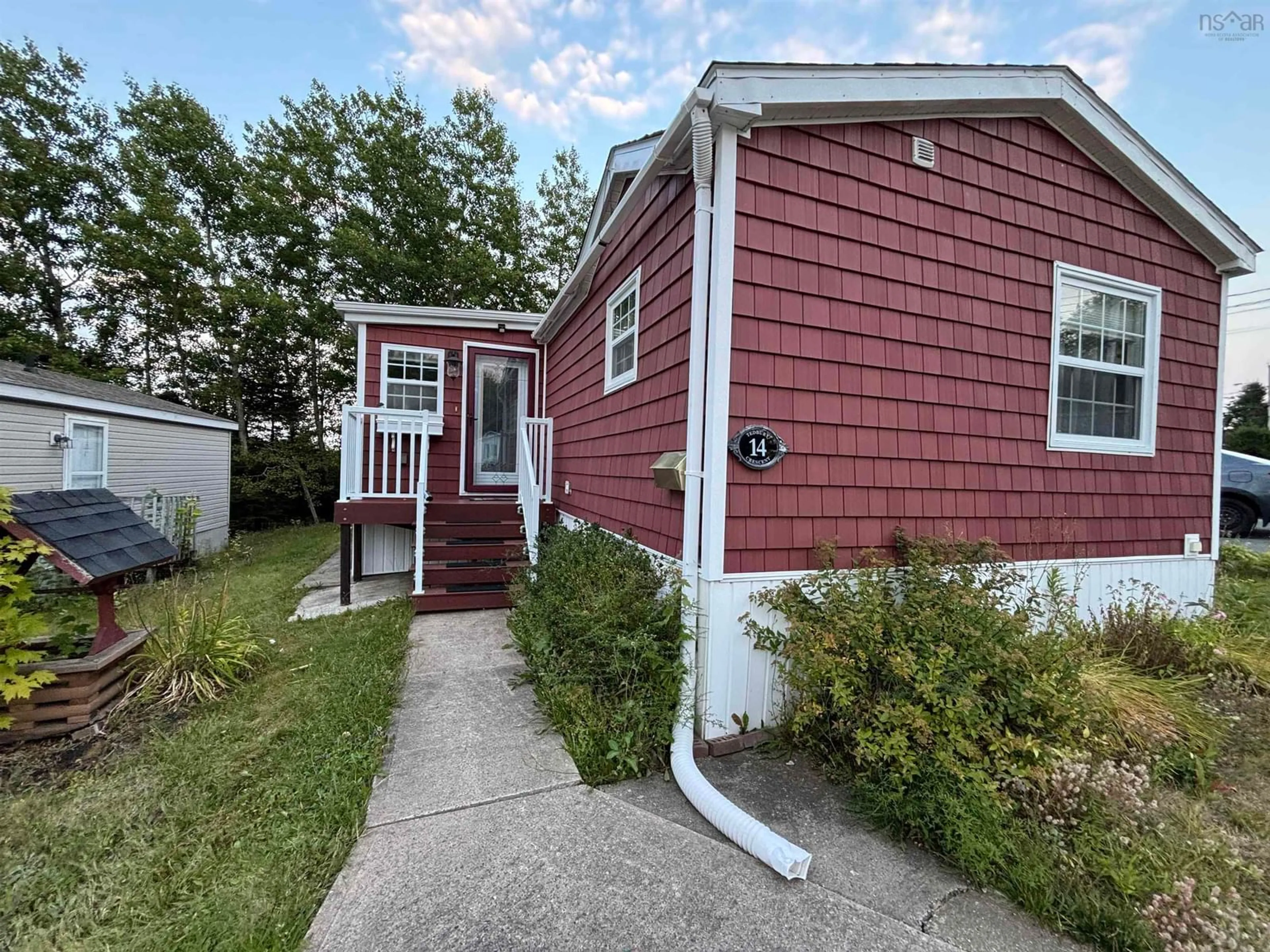 Home with vinyl exterior material, street for 14 Tedbury Cres, Middle Sackville Nova Scotia B4E 2Y7