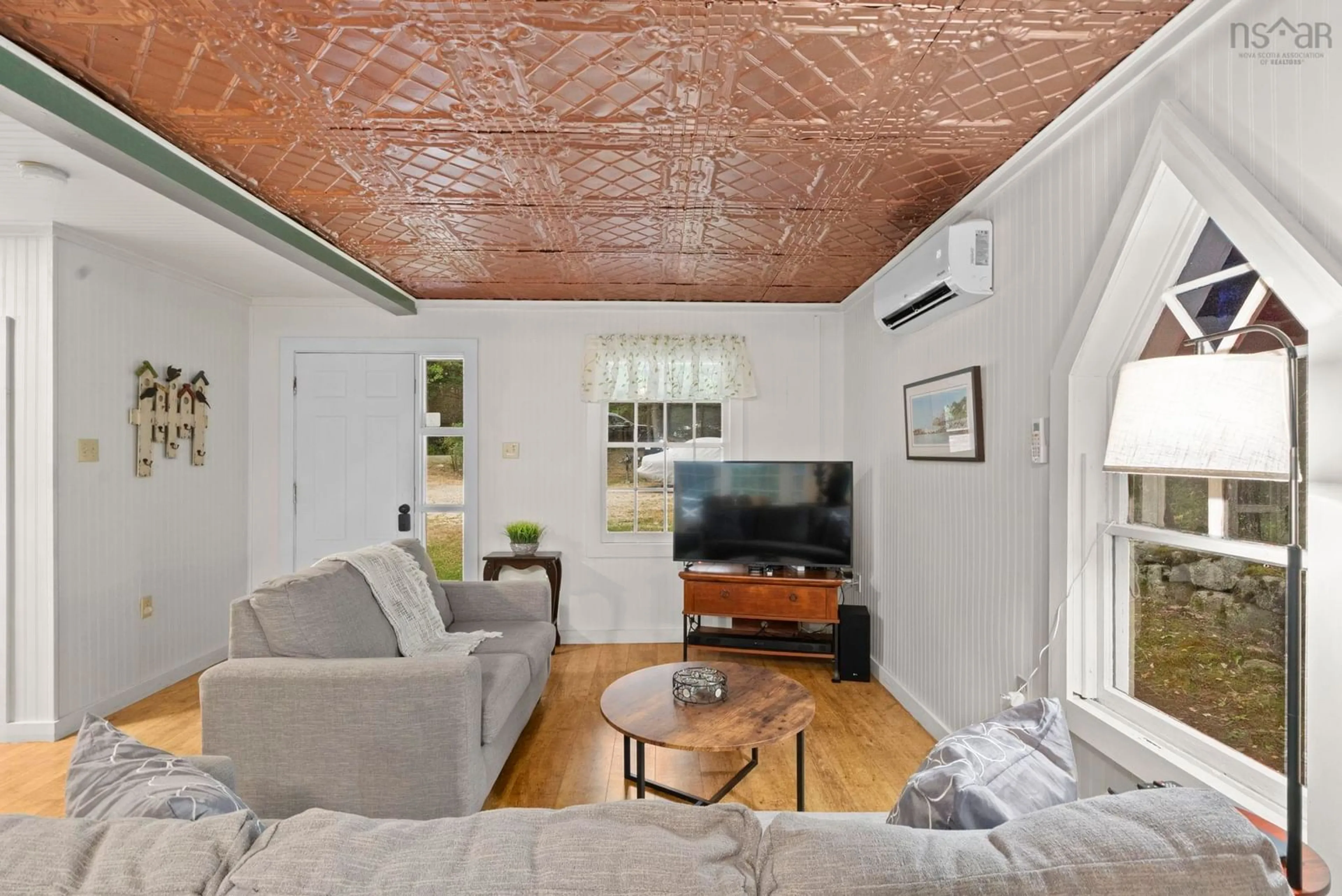 Living room with furniture, unknown for 133 Conrads Rd, Hubbards Nova Scotia B0J 1T0