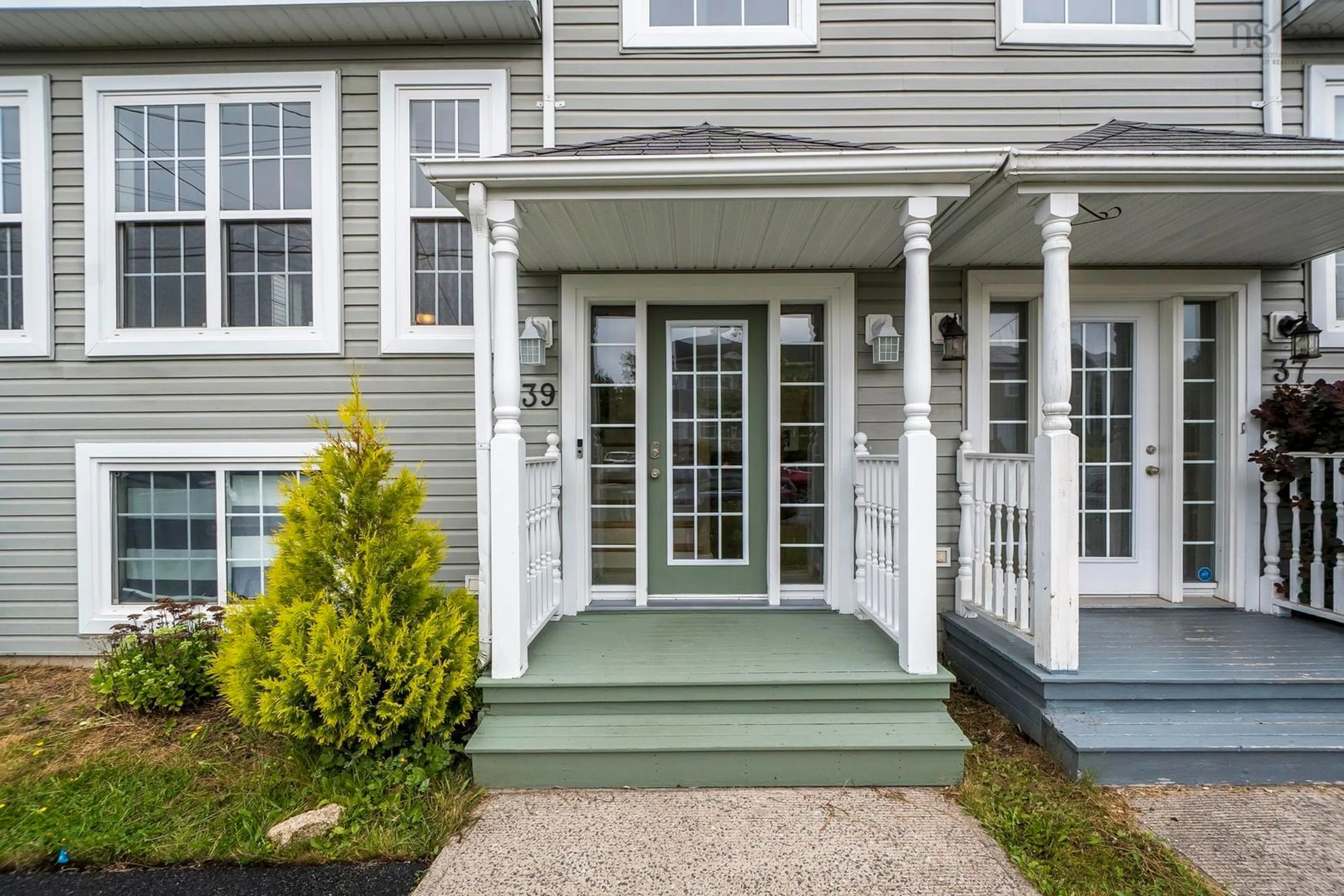 Home with vinyl exterior material, street for 39 North Green Rd, Lakeside Nova Scotia B3T 2L6