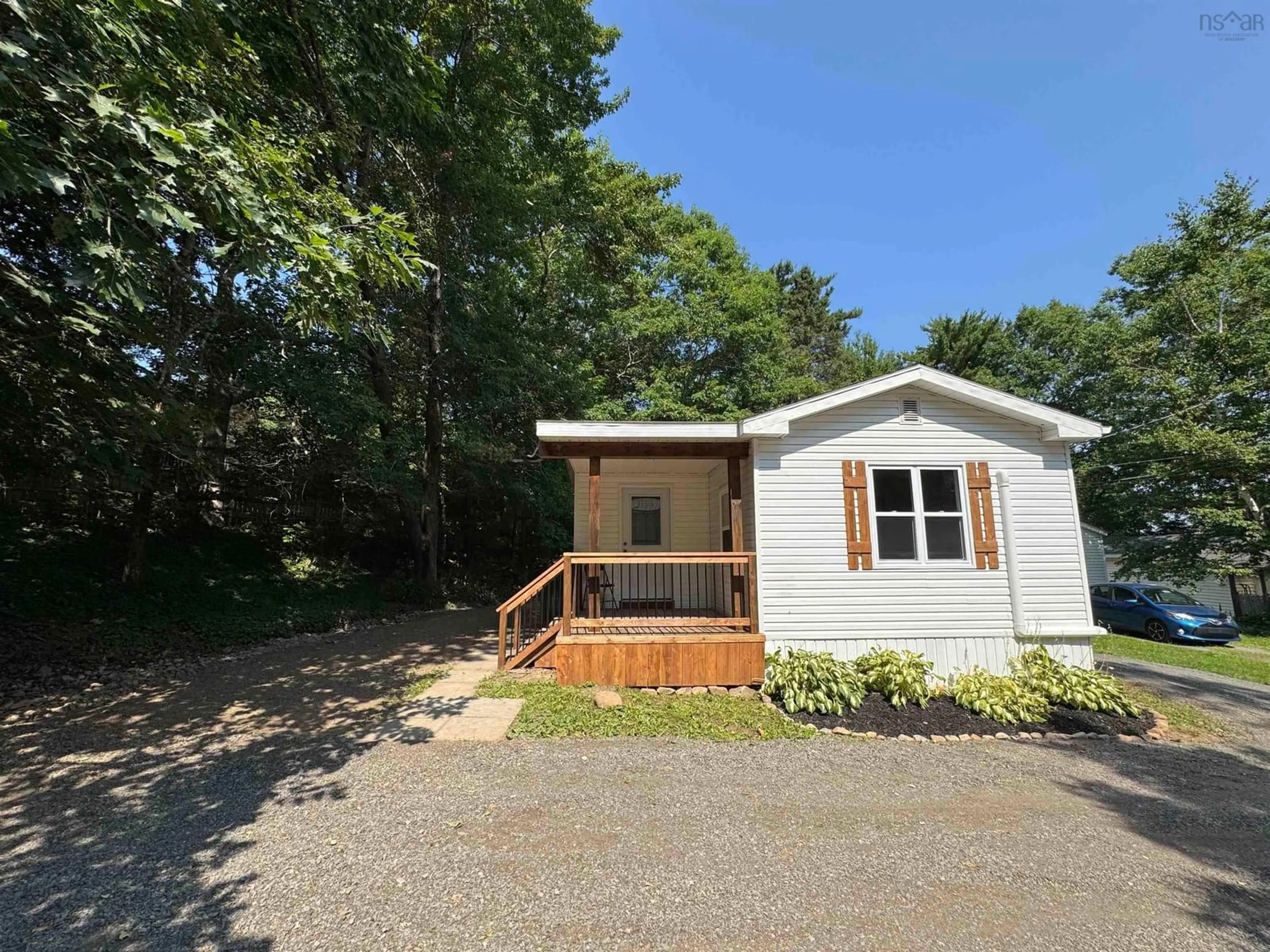 Unknown for 24 Frontier Dr, New Minas Nova Scotia B4N 3S7