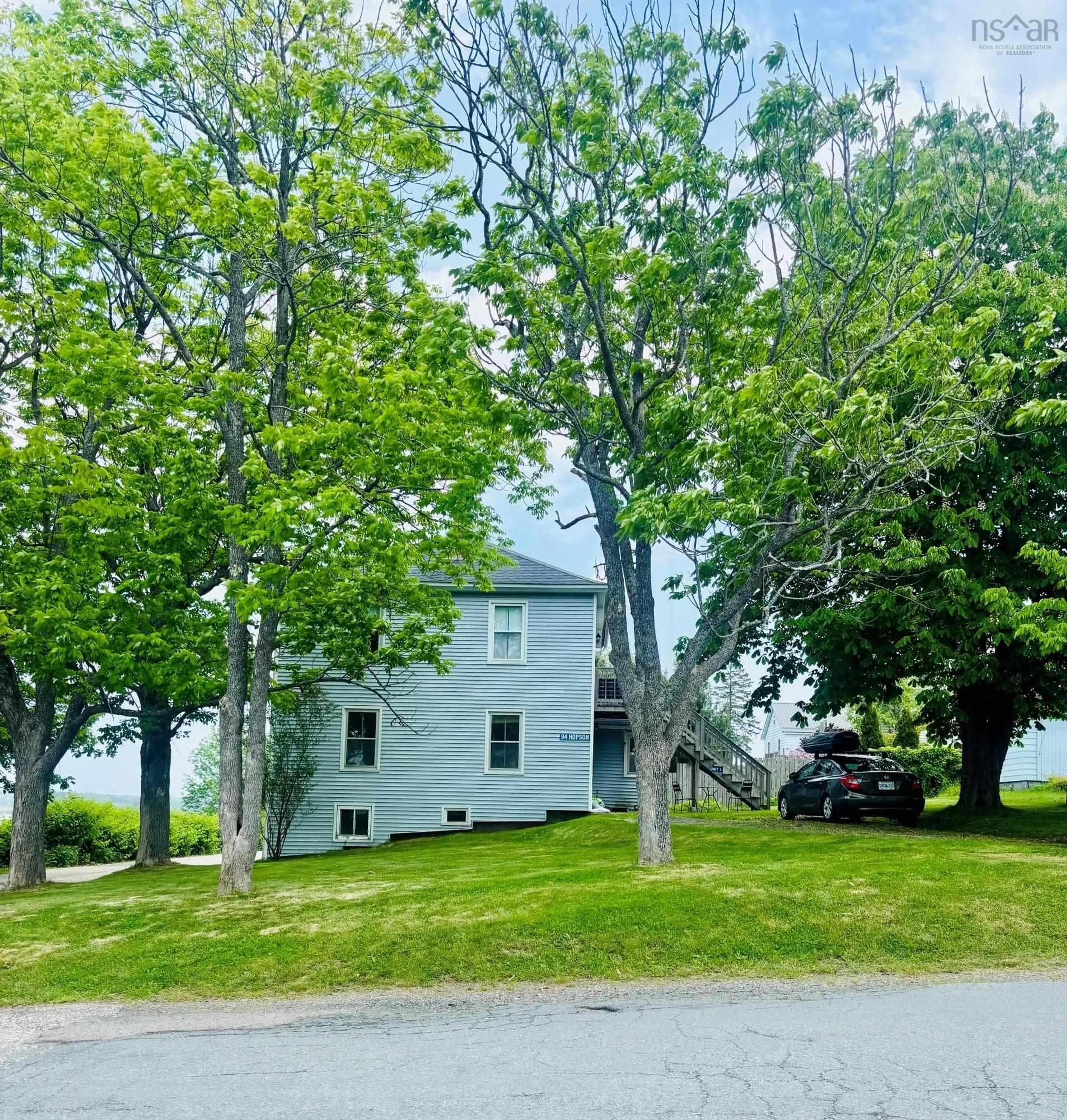 A pic from outside/outdoor area/front of a property/back of a property/a pic from drone, street for 94 Hopson St, Lunenburg Nova Scotia B0J 2C0